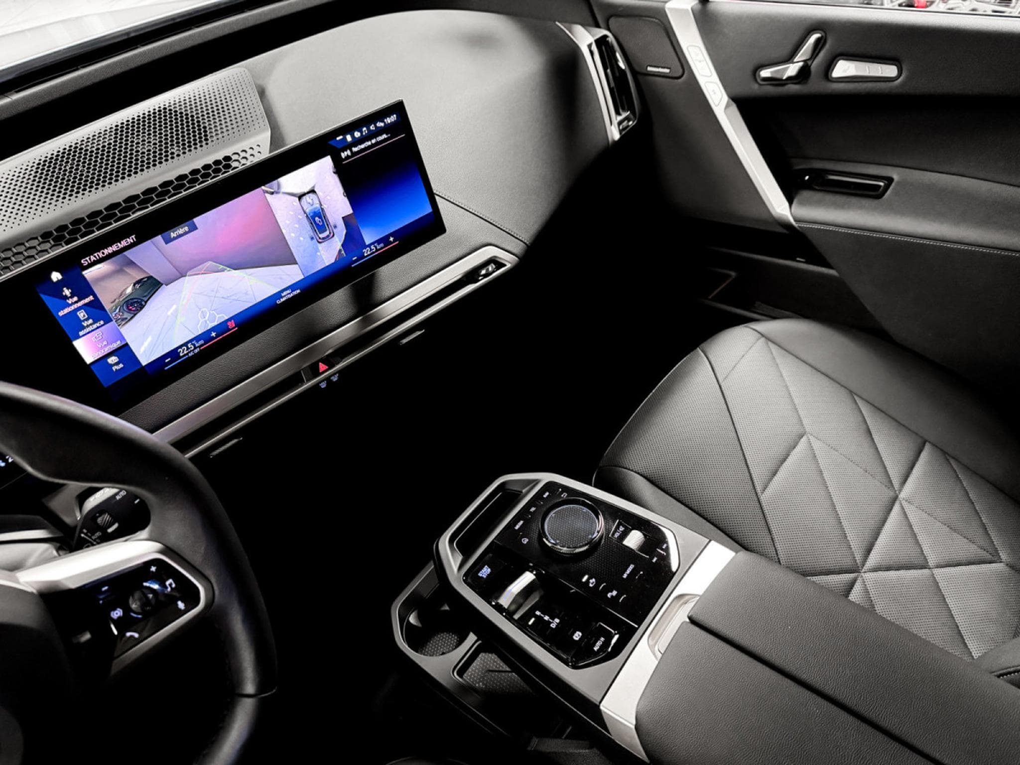 BMW iX 50 xDrive / M SPORT / HK / PANO / 360 (2023) - Photo 12