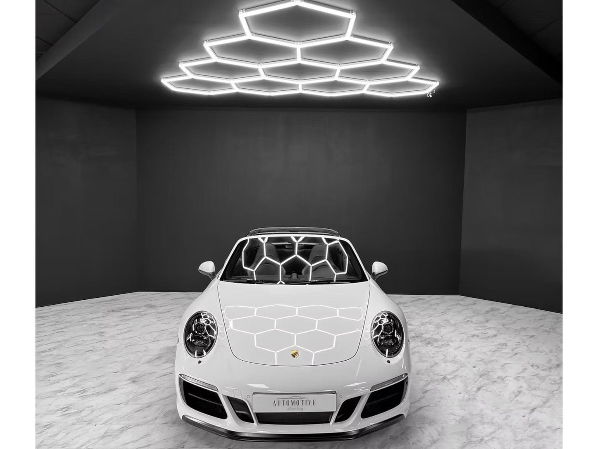 Porsche 911 911 991.2 Targa 4 GTS - APPROVED 2027 (2018) - Photo 8