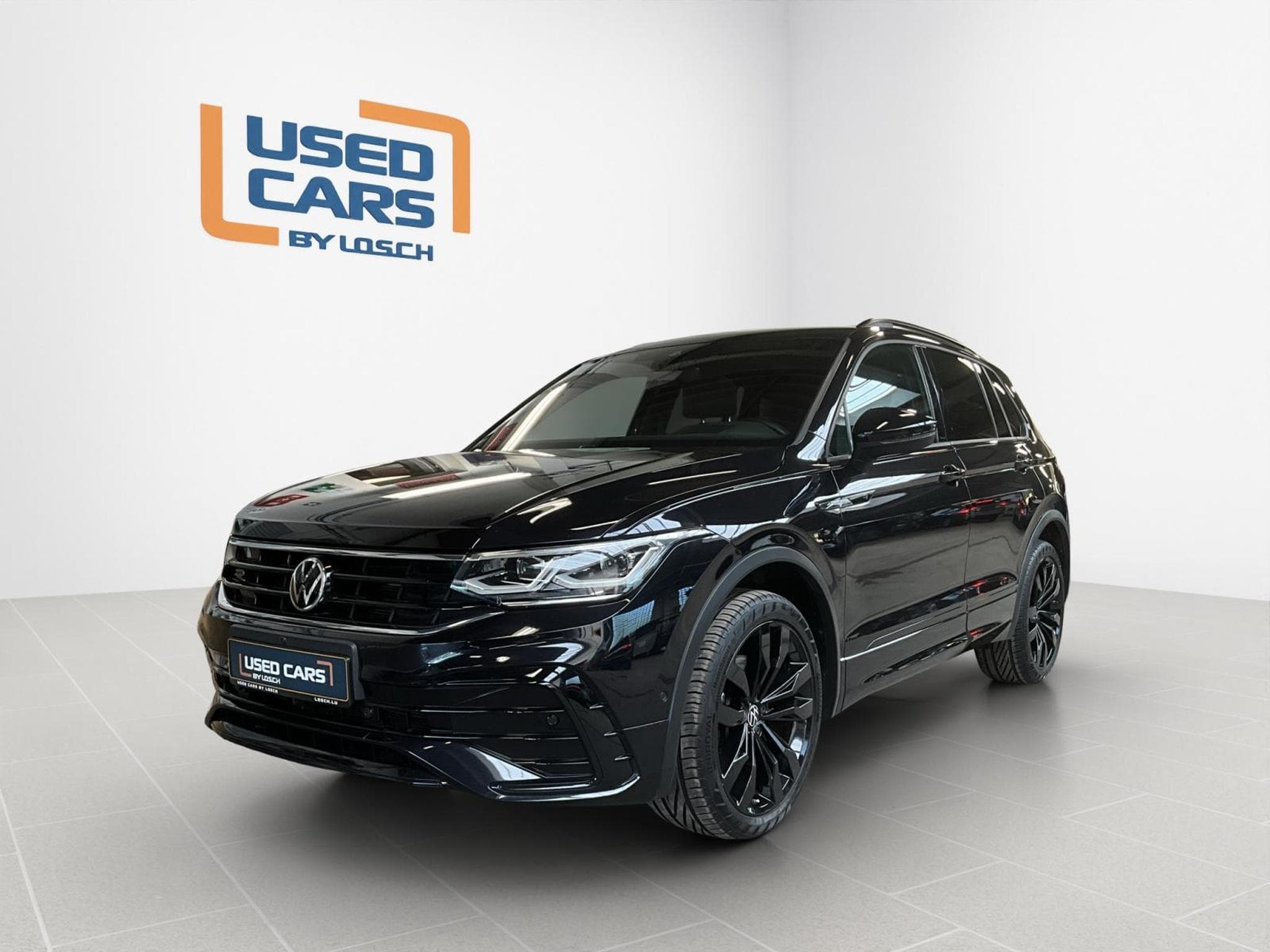 VW Tiguan R-Line+DSG+4M+Navi+Pano+Black-Style+Matrix-LED (2021) - Photo 1