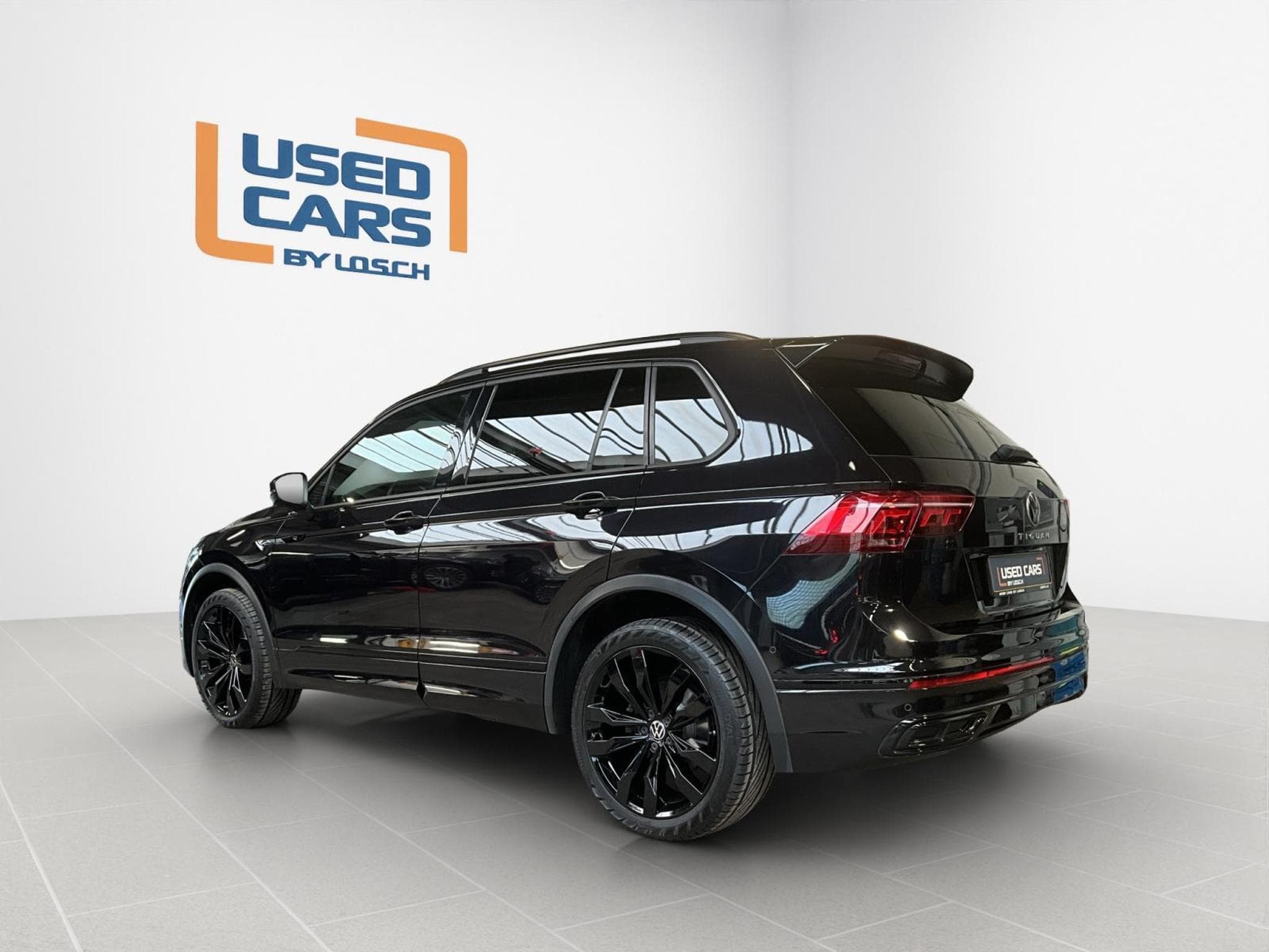 VW Tiguan R-Line+DSG+4M+Navi+Pano+Black-Style+Matrix-LED (2021) - Photo 5