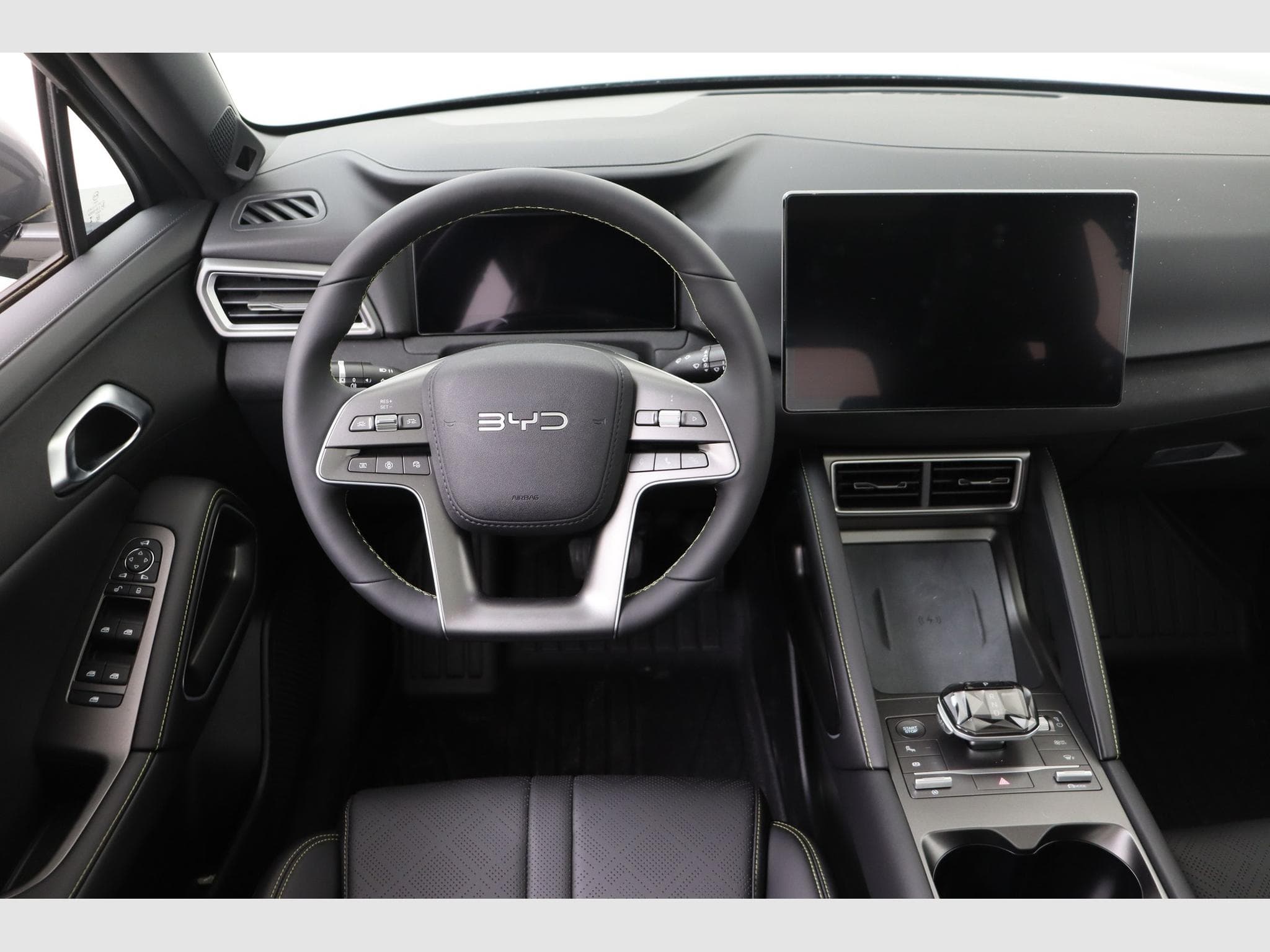 Byd ATTO 2 Boost (2025) - Photo 11