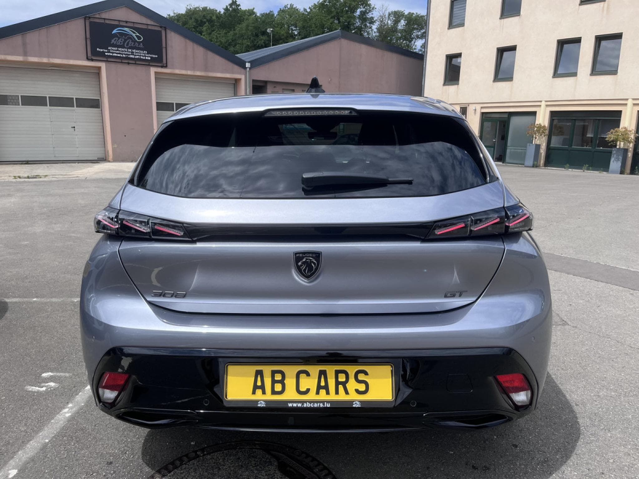 Peugeot 308 1.5 BlueHDi S&S 130 Cv EAT8 - GT - Camera 360 - ACC (2026) - Photo 5