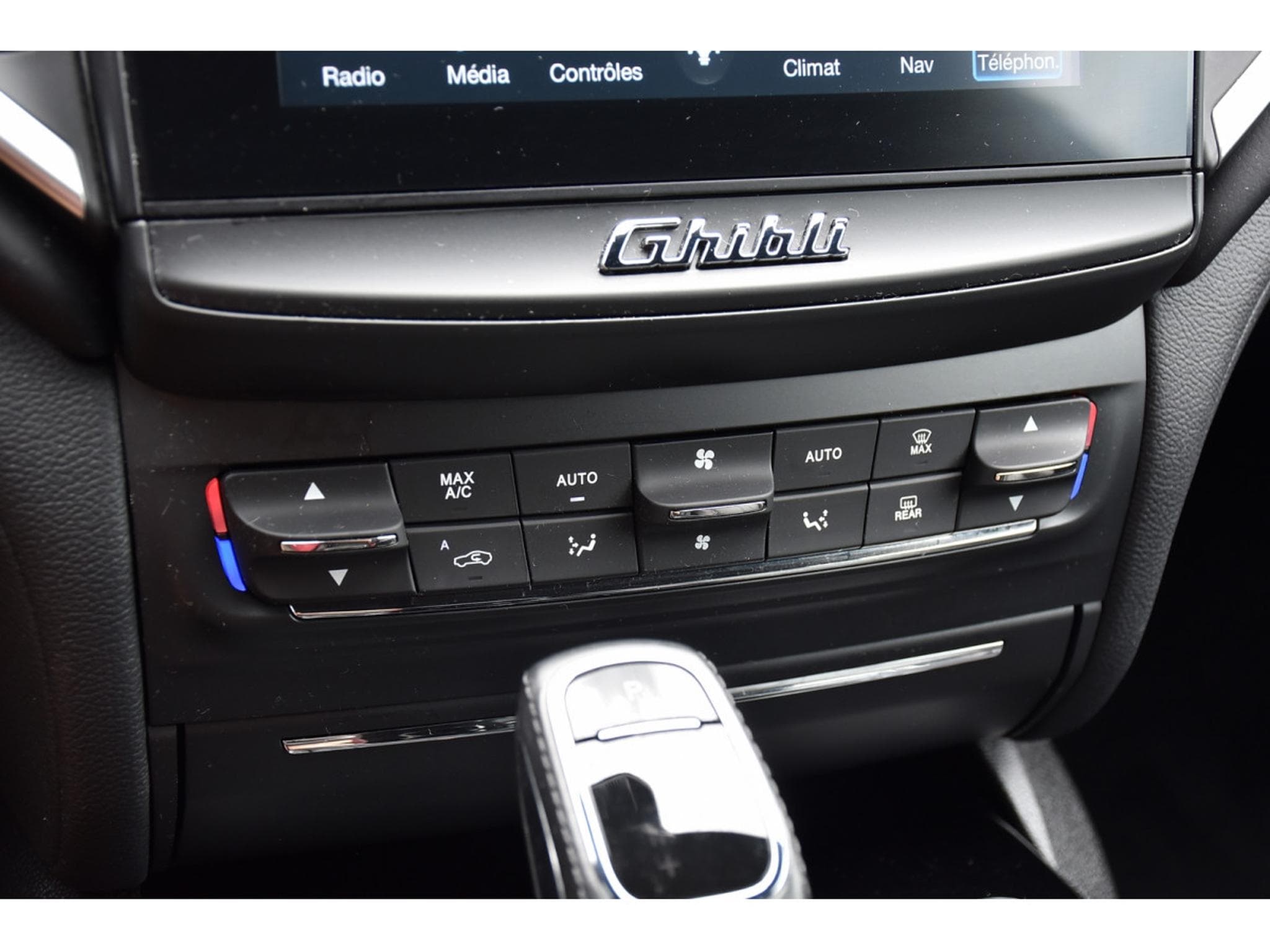 Maserati Ghibli 3.0 V6 BiTurbo Ribelle CUIR MEMO GPS KEYLESS (2018) - Photo 15