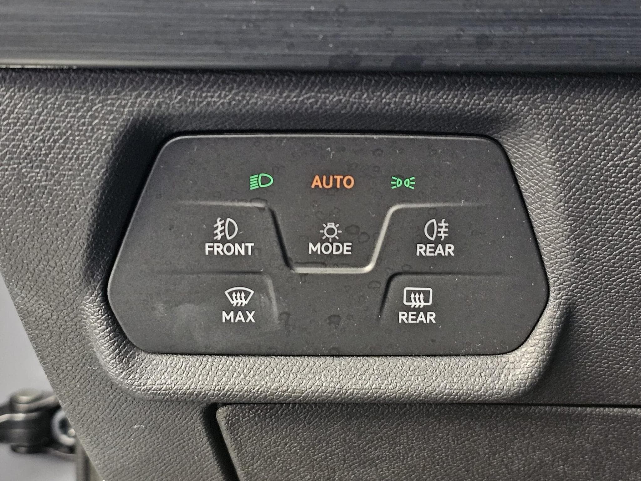 Cupra Formentor VZ 2.0 TSI 310 CH DSG7 (2024) - Photo 12