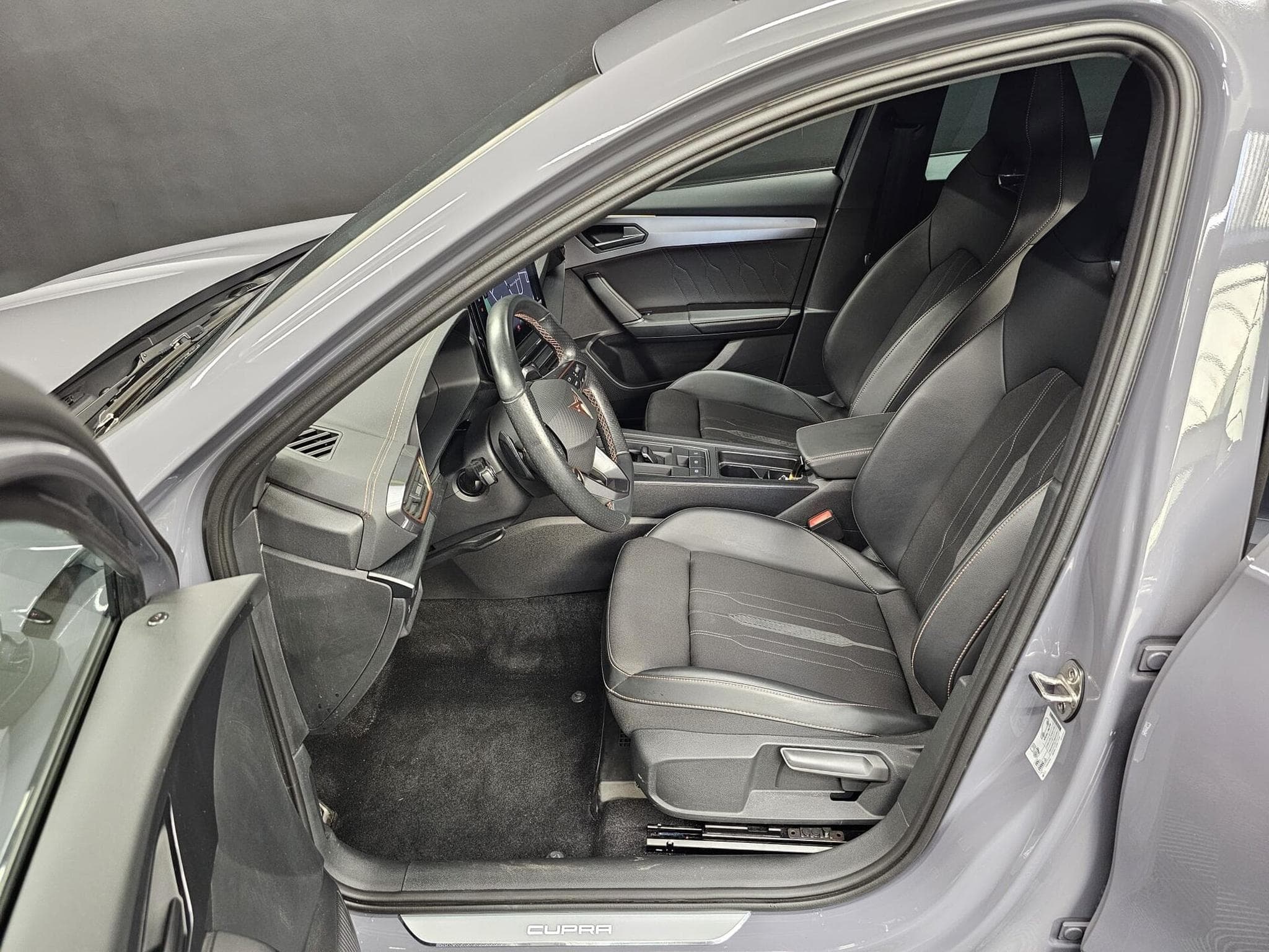 Cupra Formentor VZ 2.0 TSI 310 CH DSG7 (2024) - Photo 15