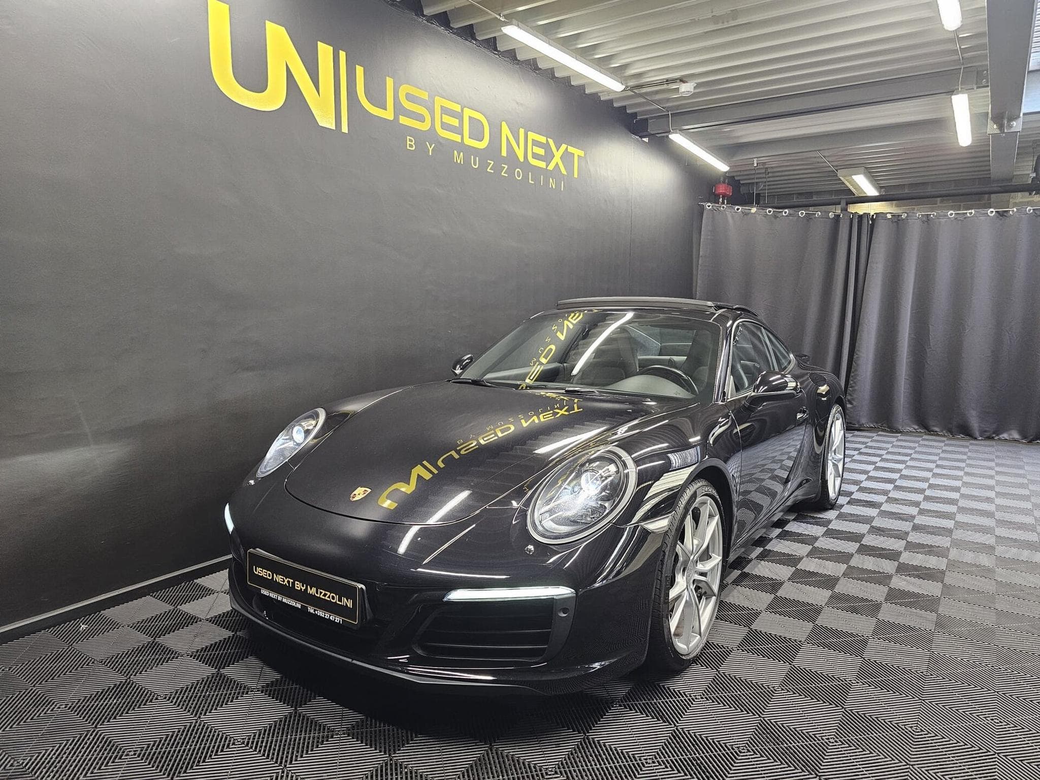 Porsche 911 991.2 CARRERA PDK (2018) - Photo 1