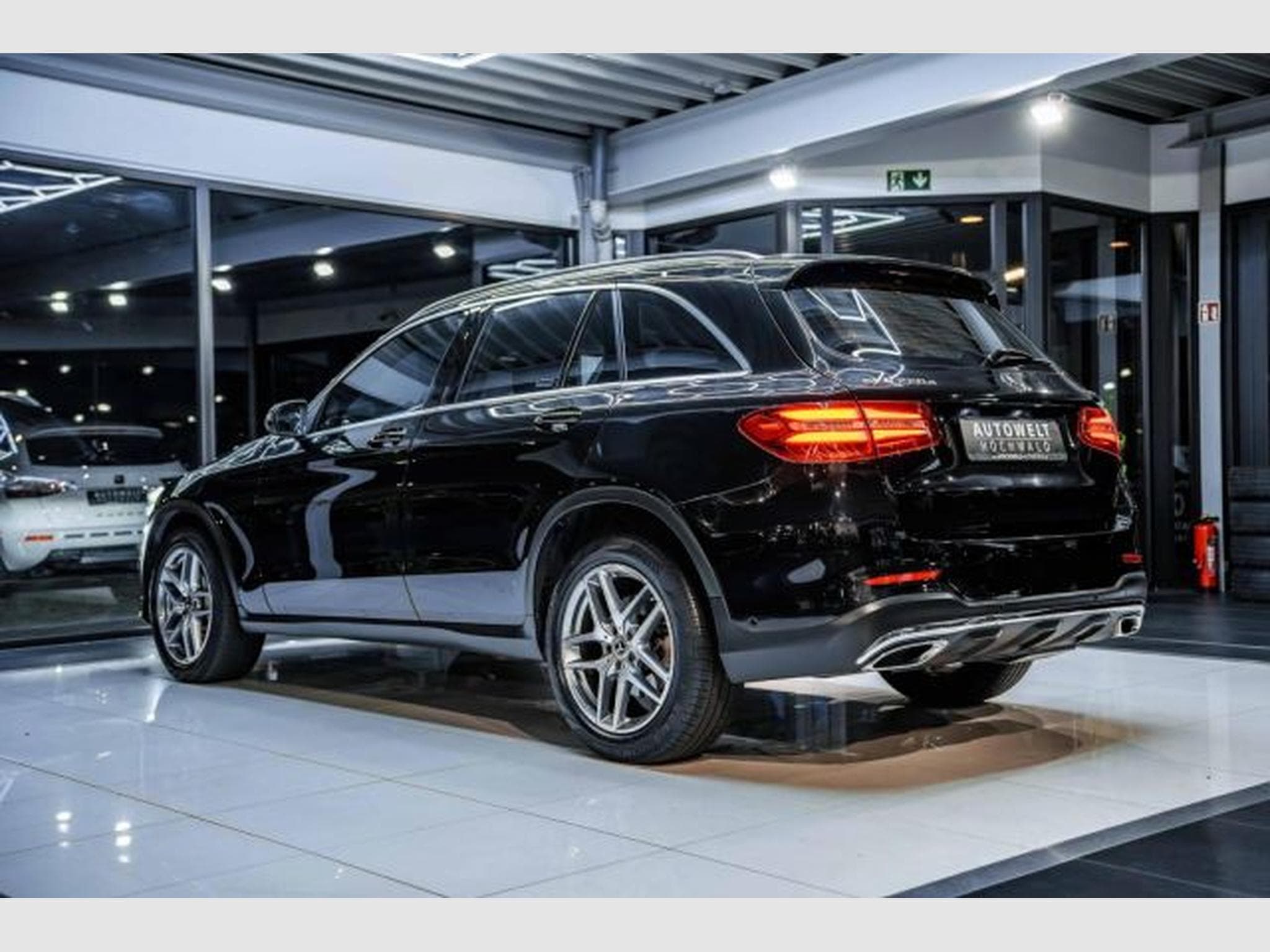 Mercedes GLC 220 GLC 220d 4Matic G-Tronic AMG-Line NAVI LED RFK (2016) - Photo 11