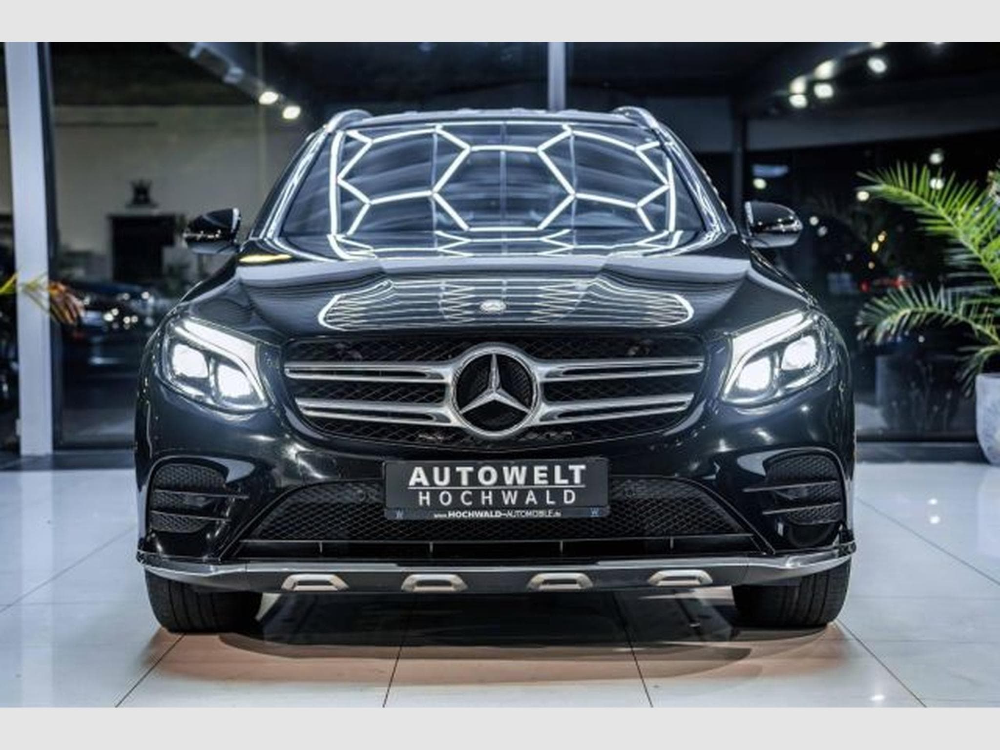 Mercedes GLC 220 GLC 220d 4Matic G-Tronic AMG-Line NAVI LED RFK (2016) - Photo 5
