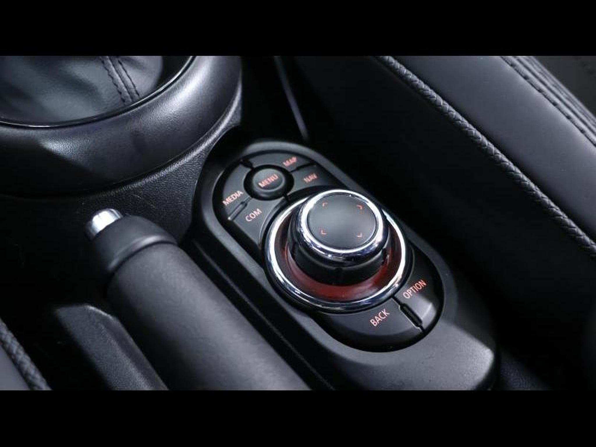MINI Cooper 1.5 136cv Steptronic (2023) - Photo 19