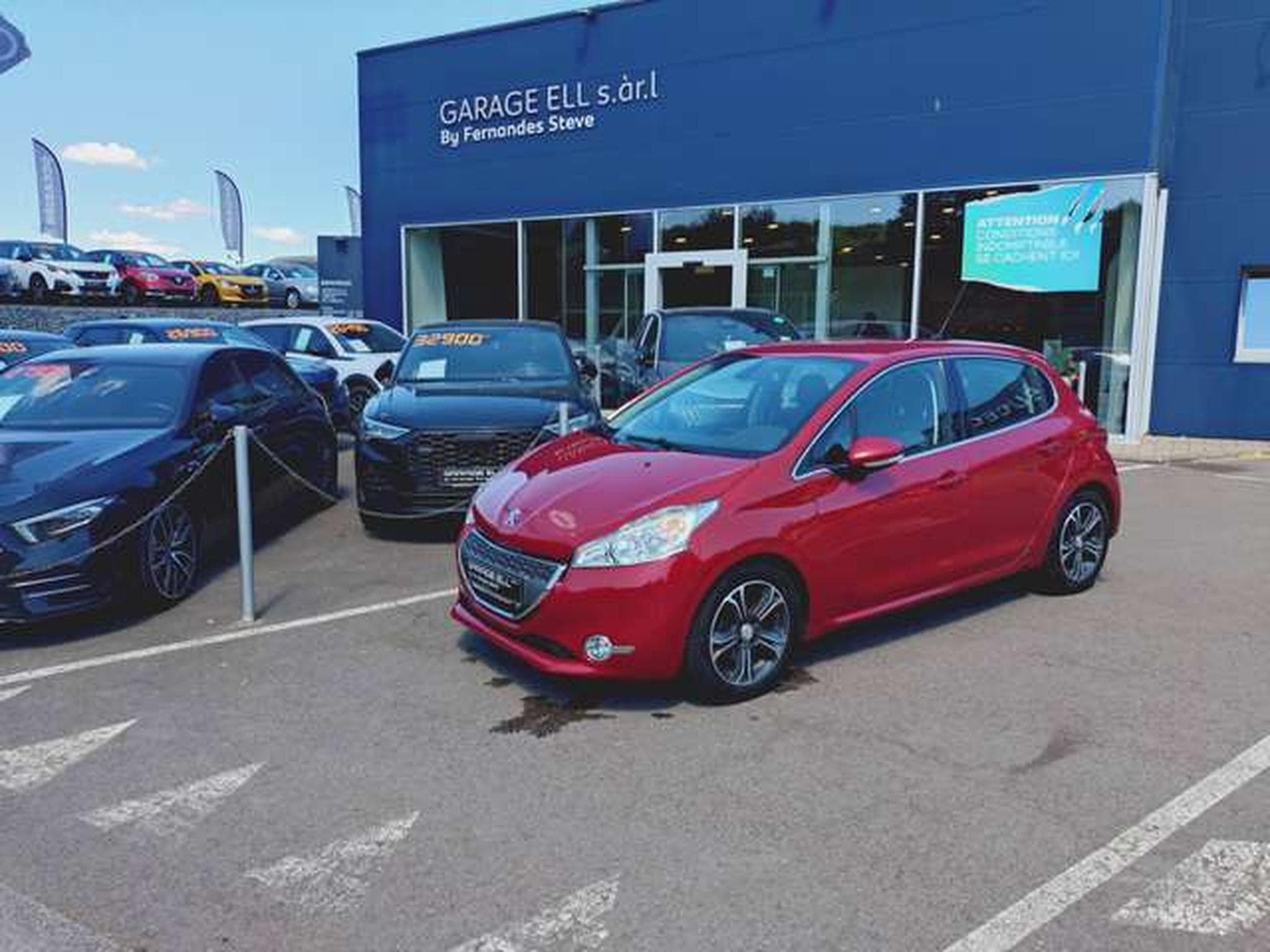Peugeot 208 Allure (2013) - Photo 10