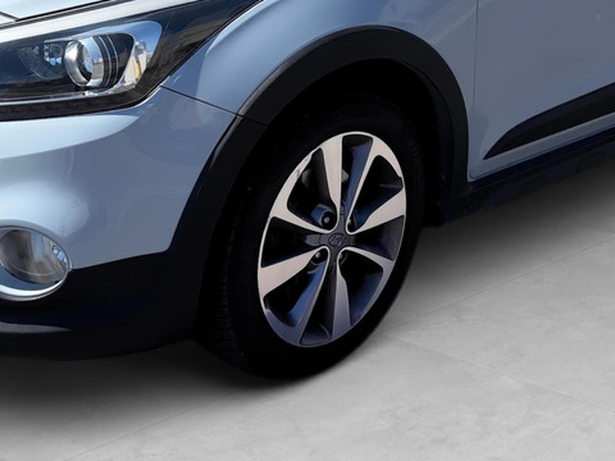 Hyundai i20 1.0 T-GDi 7DCT Twist Tch Pck #1 Active (2020) - Photo 19