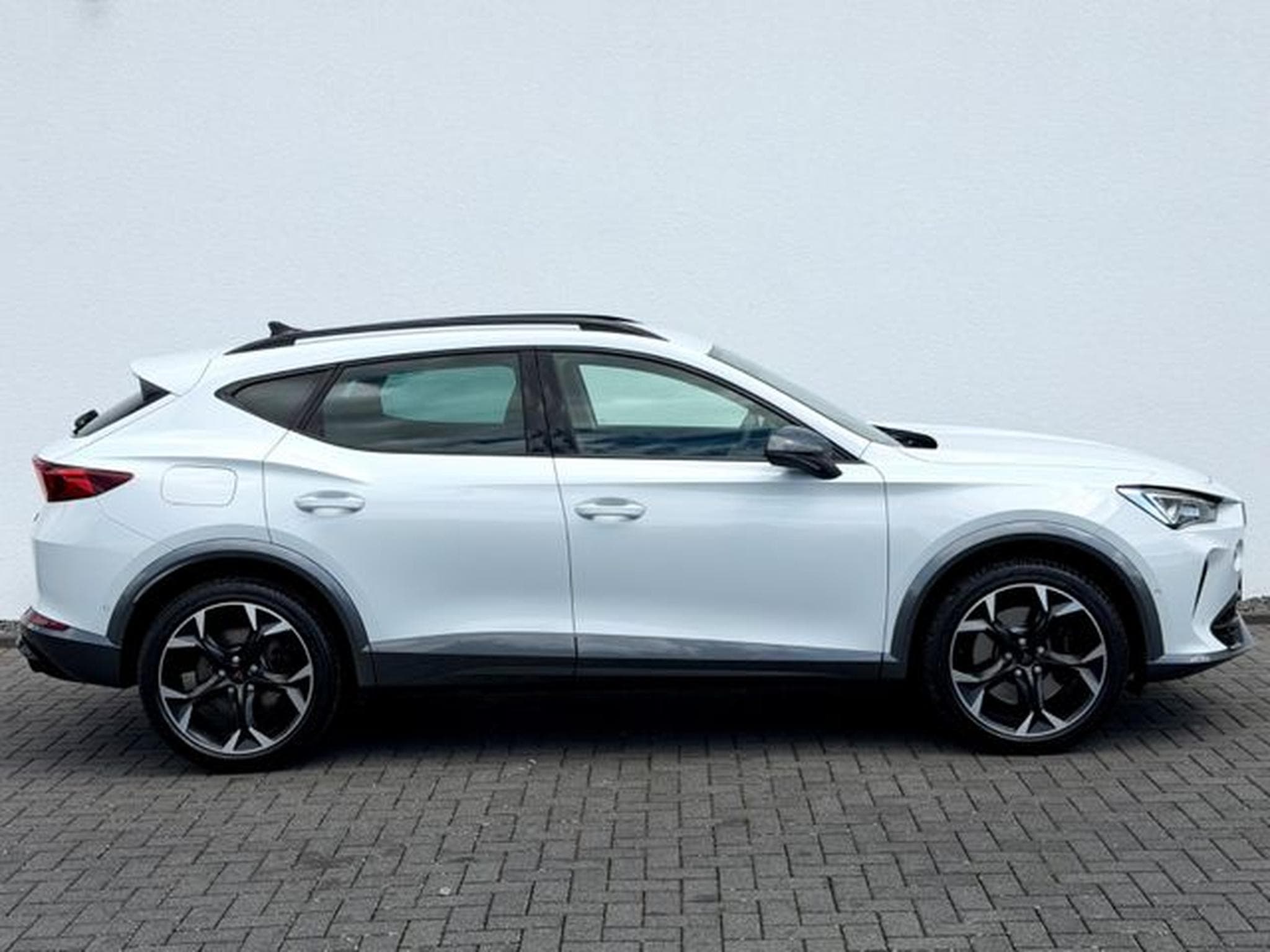 Cupra Formentor Formentor VZ 2.0 TSI DSG 4Drive /LED/ACC/CAM/ (2023) - Photo 4
