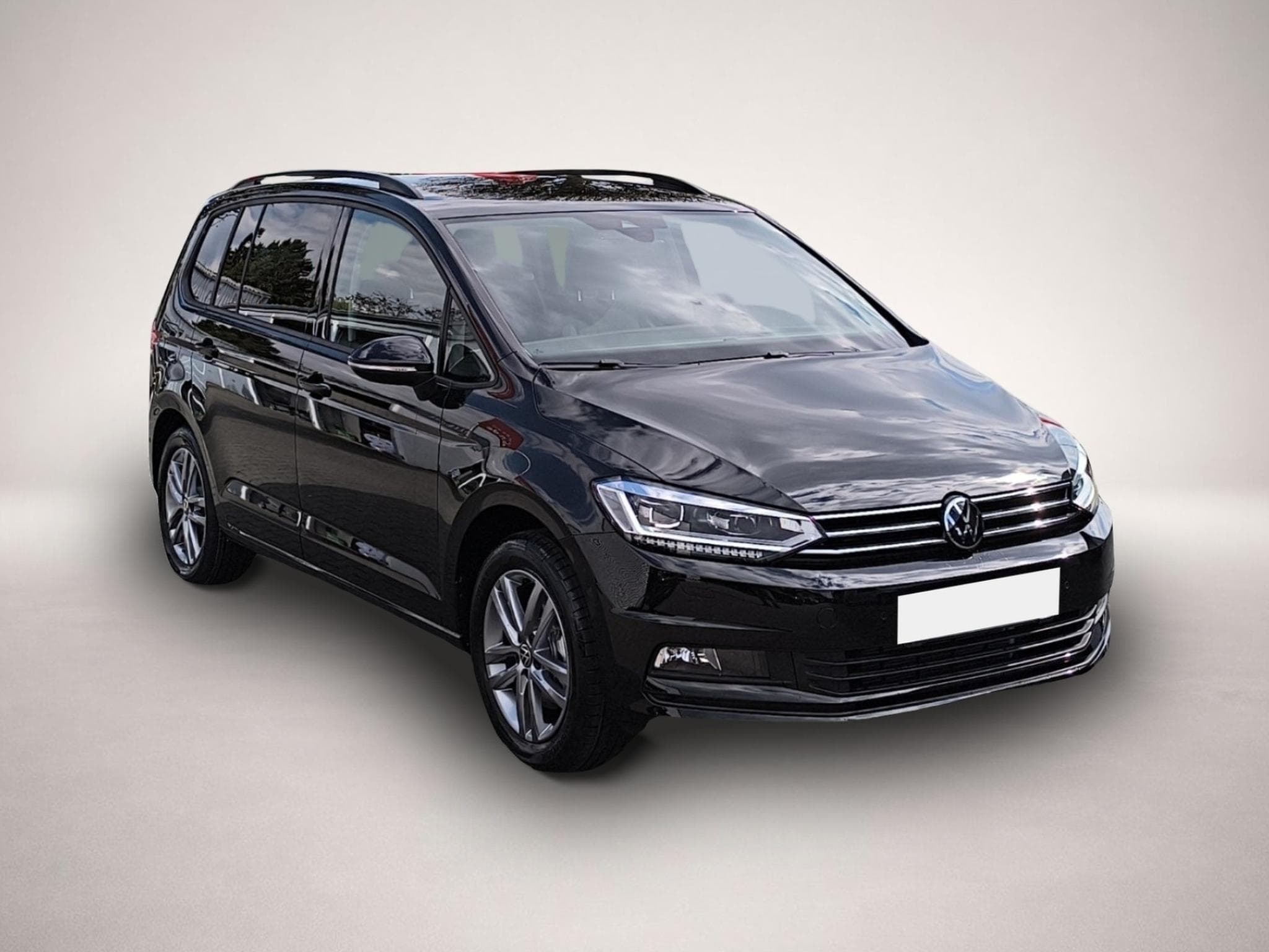 VW Touran (2025) - Photo 3
