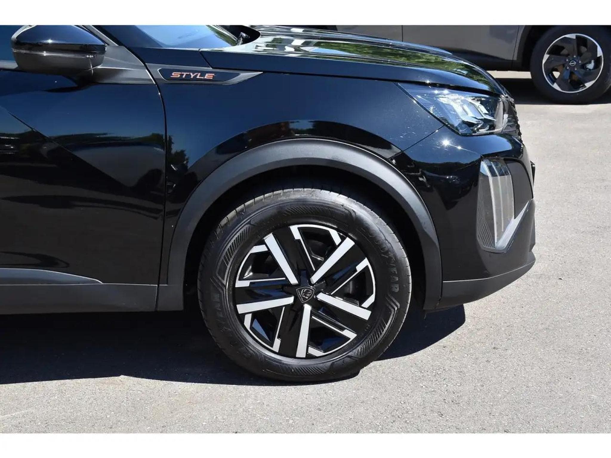 Peugeot 2008 (2025) - Photo 5