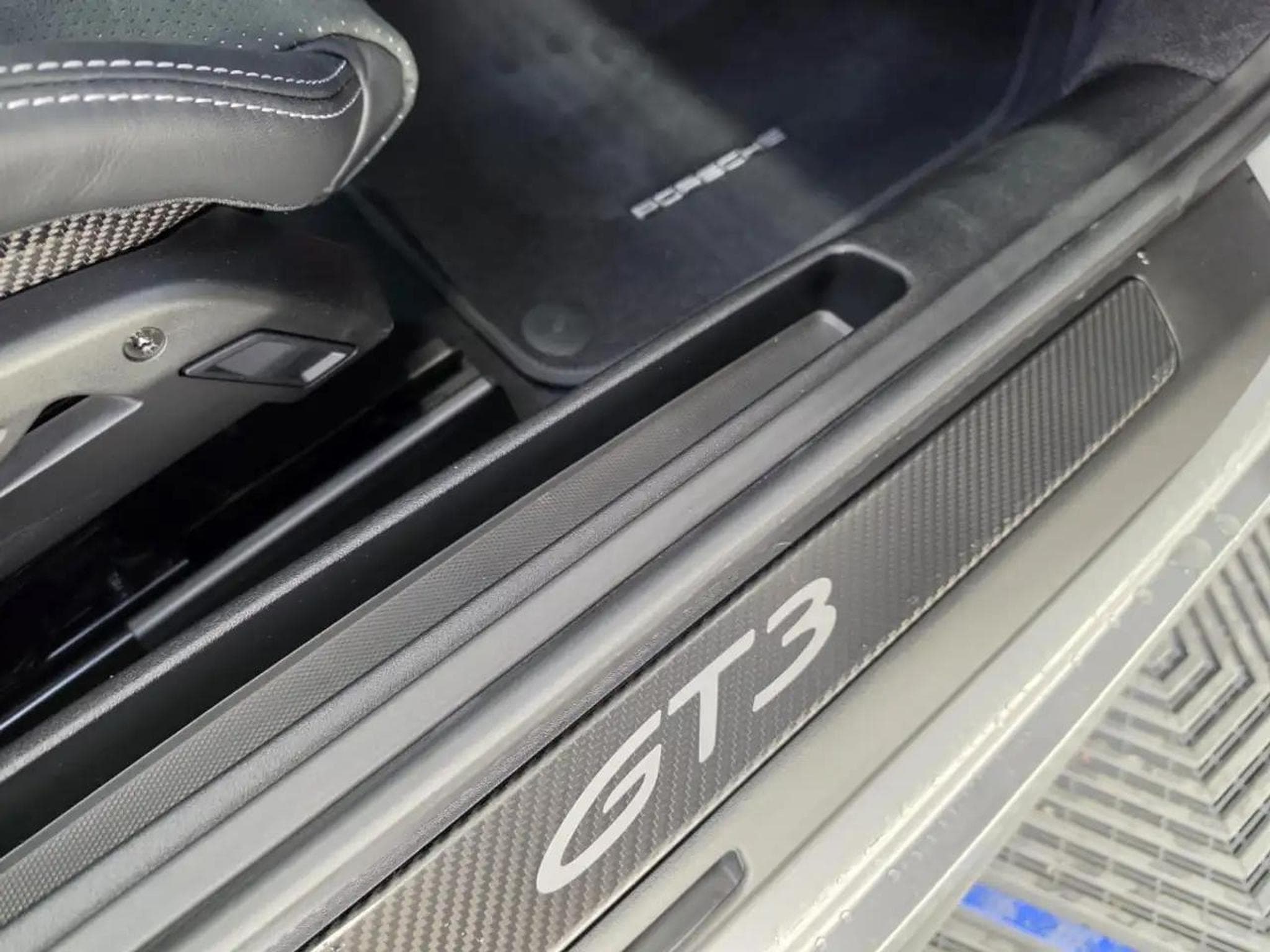 Porsche 911 (2025) - Photo 16