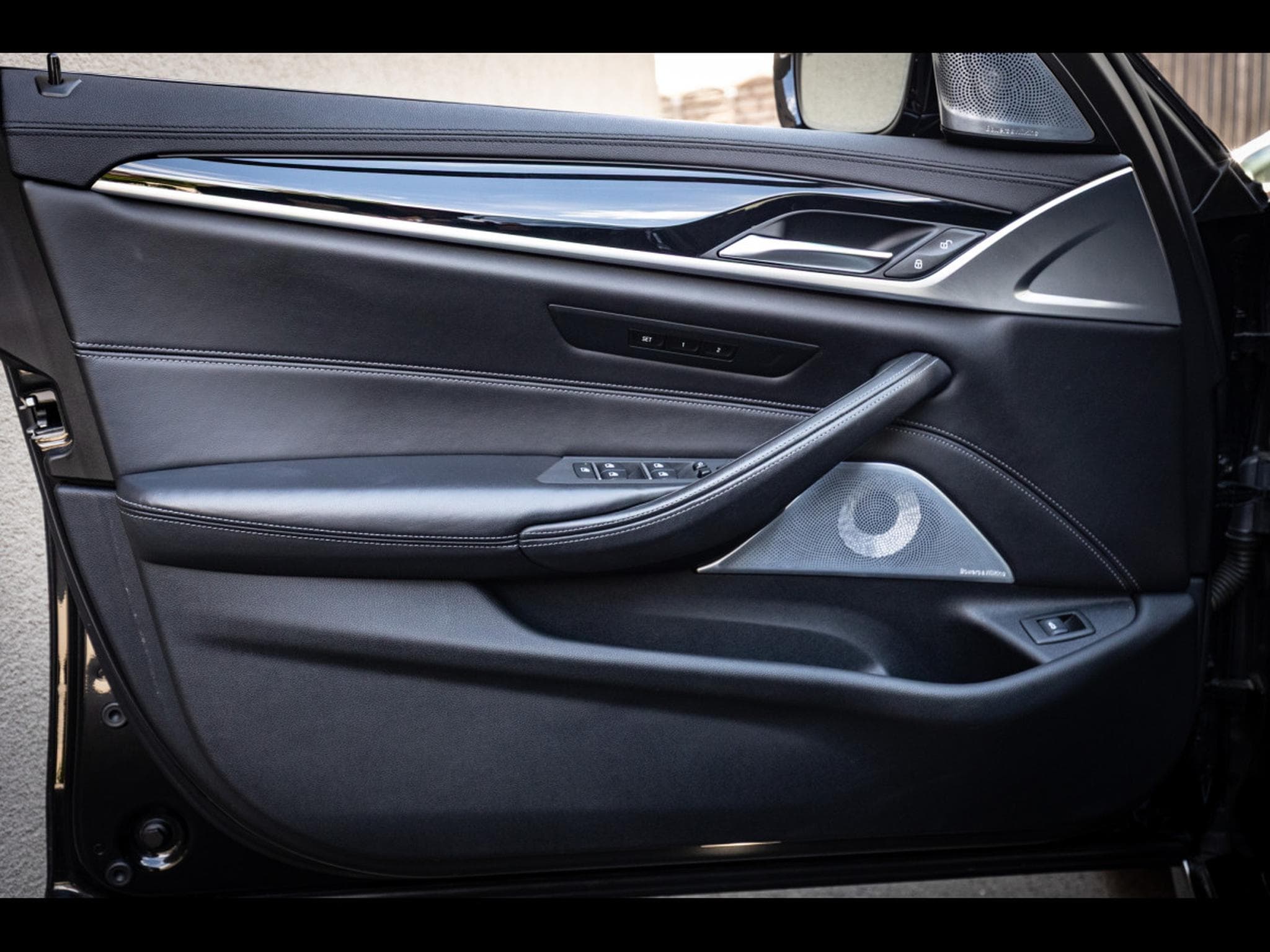 BMW M5 LIMOUSINE (F90) M XDRIVE - BLACK SAPPHIRE – BMW WARRANTY 10/ (2022) - Photo 9