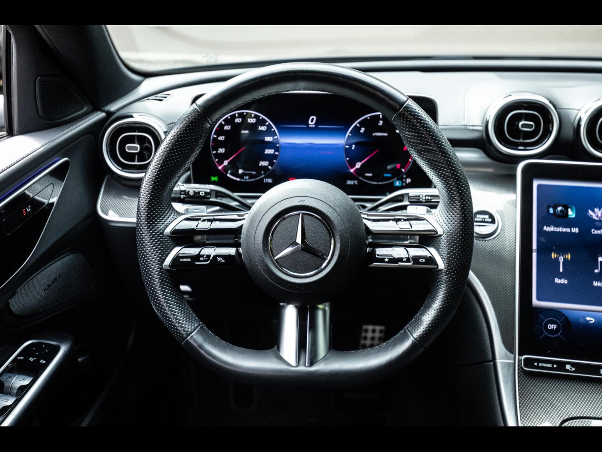 Mercedes C 220 D T-MODELL PACK AMG-LINE – GRAPHITE GREY (2022) - Photo 12