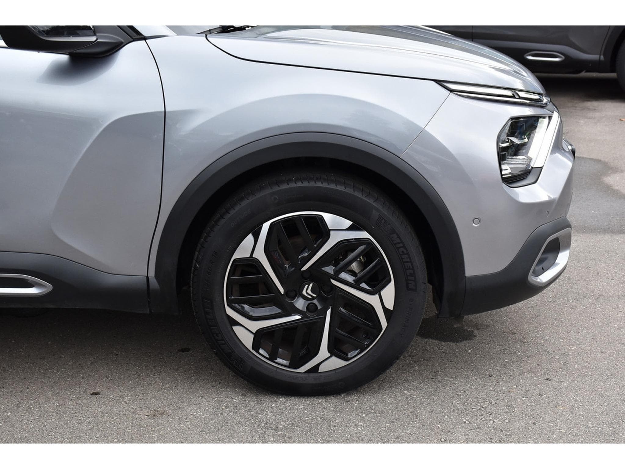 Citroën C4 1.2 PureTech 130 MAX CUIR TO HUD GPS LANE SIDE CAM360 1°MAIN (2024) - Photo 5