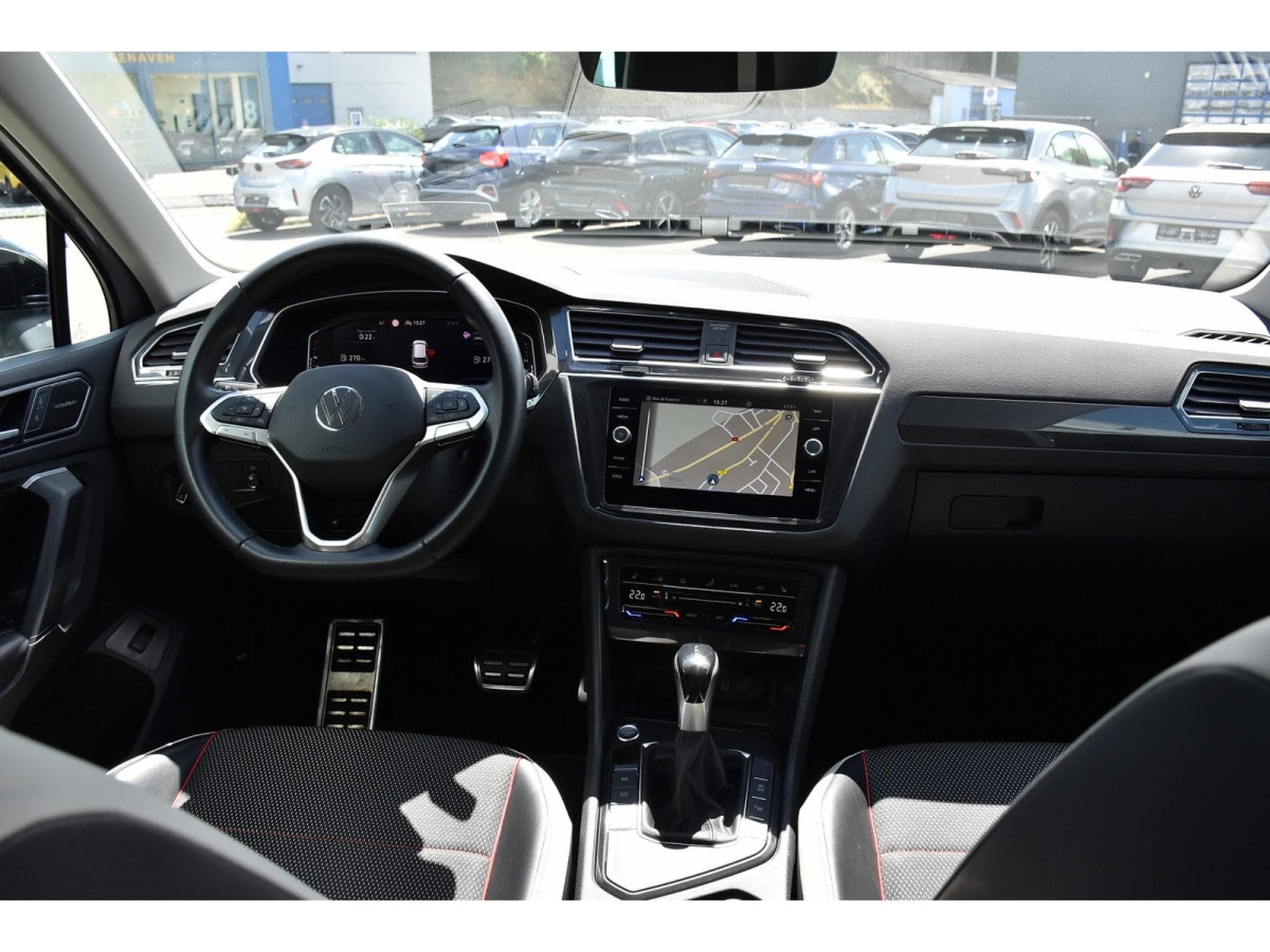 VW Tiguan 1.5 TSI Life DSG ACC TRAVEL SIDE HUD HARMAN ATT RMQ 1° MAIN (2022) - Photo 9