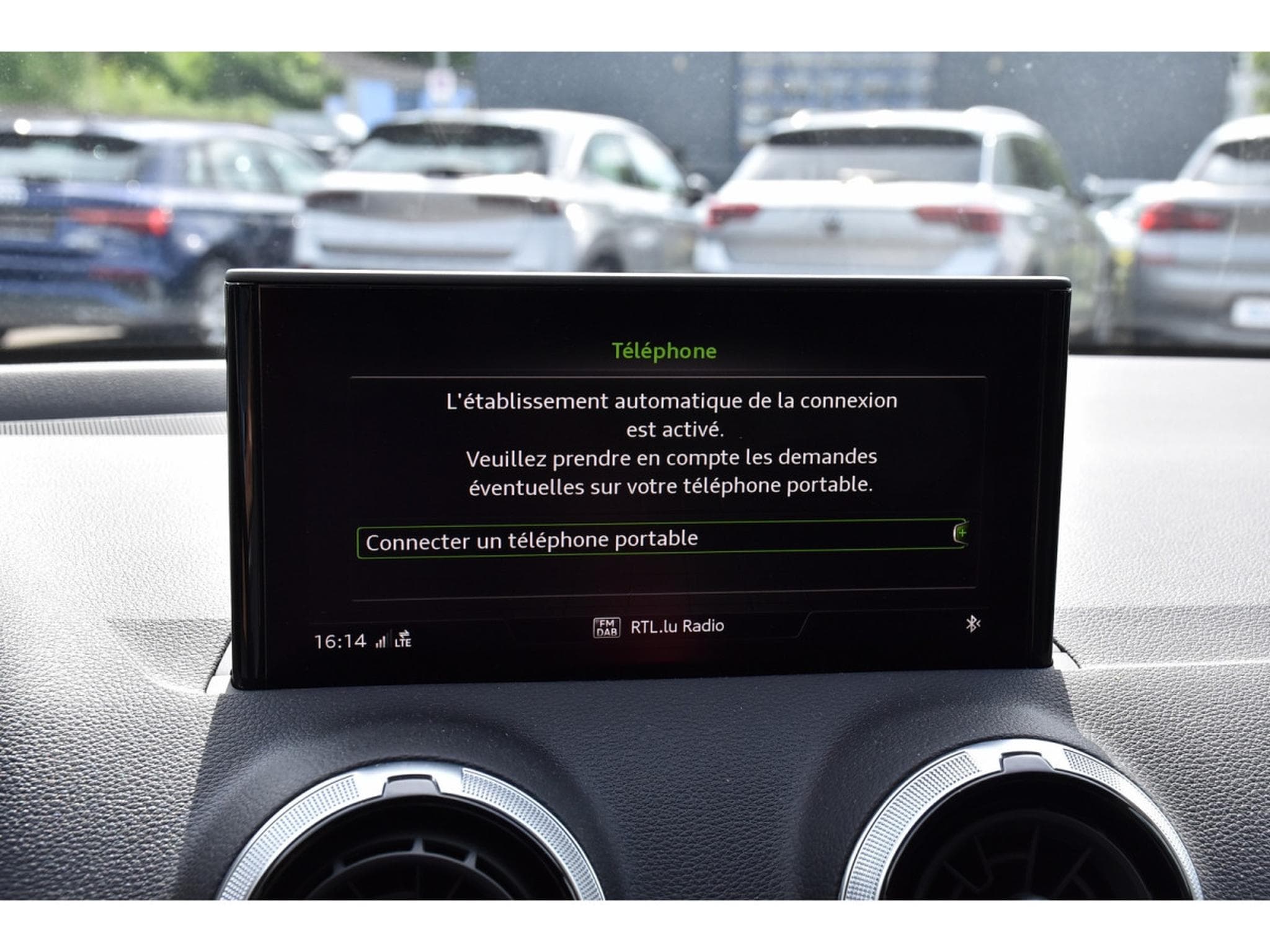 Audi Q2 30 TDI Advanced S-Tronic CUIR GPS LANE LED CAM 1° MAIN (2023) - Photo 12