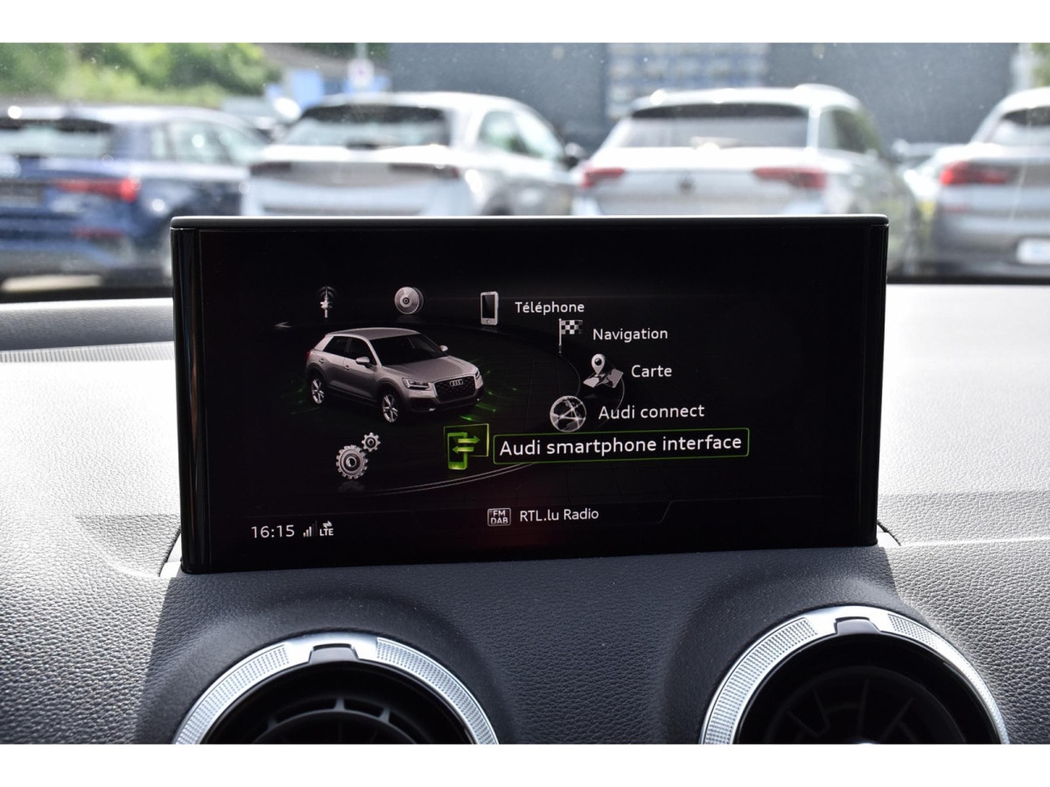 Audi Q2 30 TDI Advanced S-Tronic CUIR GPS LANE LED CAM 1° MAIN (2023) - Photo 13