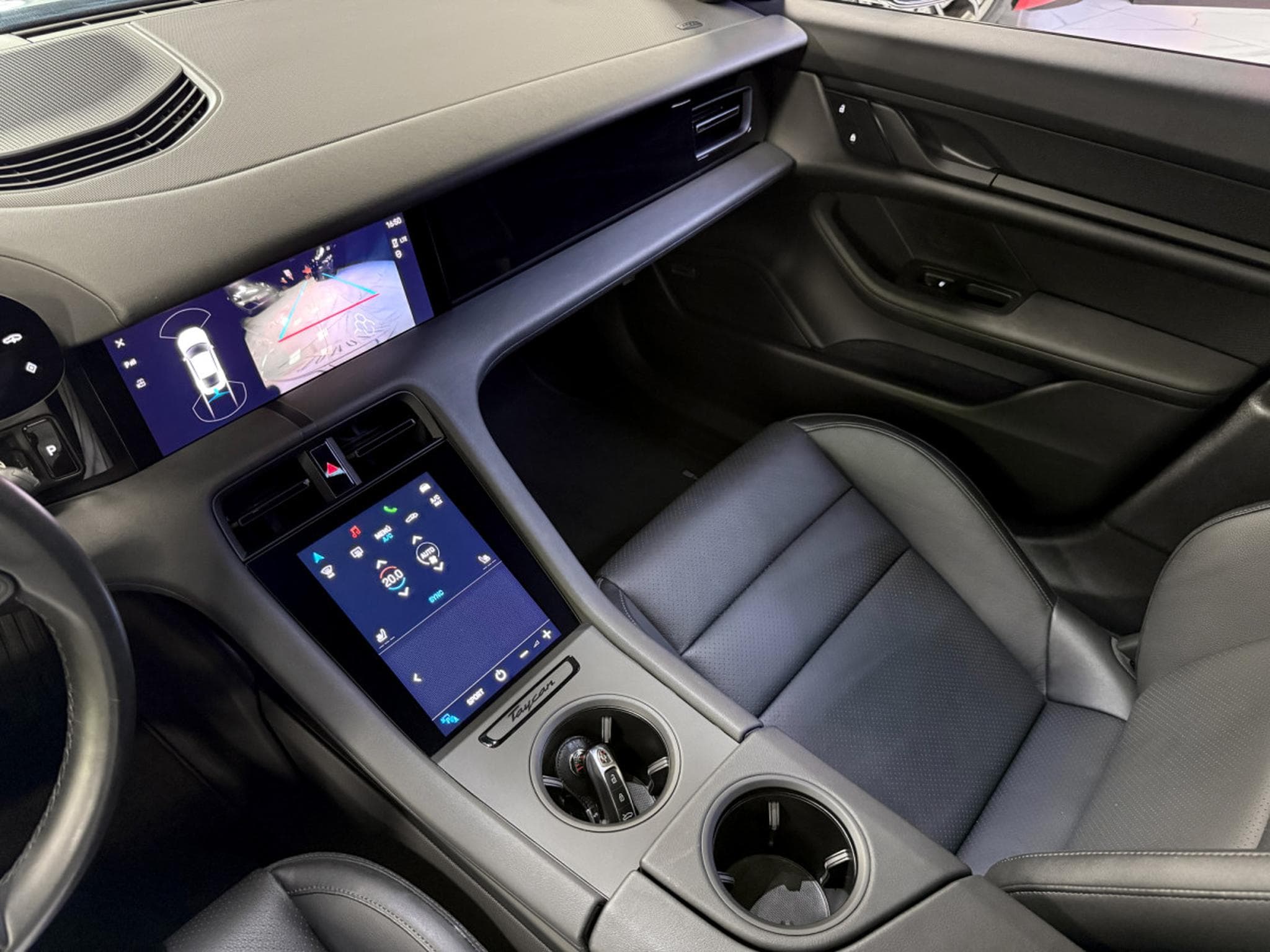 Porsche Taycan PERFORMANCE / PPF / APPROVED / 5-SEATS / BOSE (2022) - Photo 12