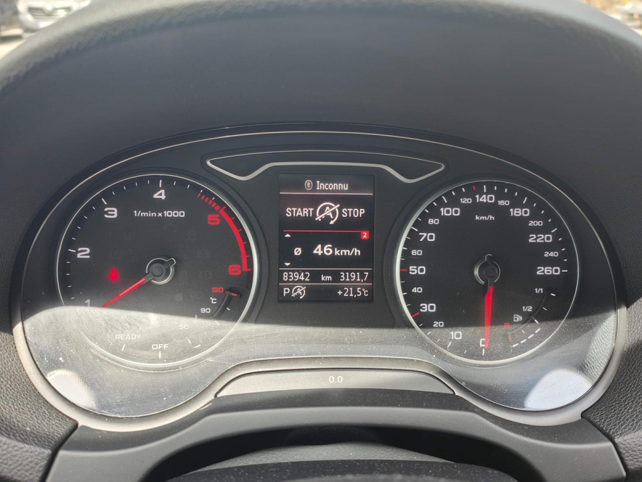 Audi A3 30 TDI AMBITION GPS CARPLAY CLIM AUTO APS AV/AR (2019) - Photo 14