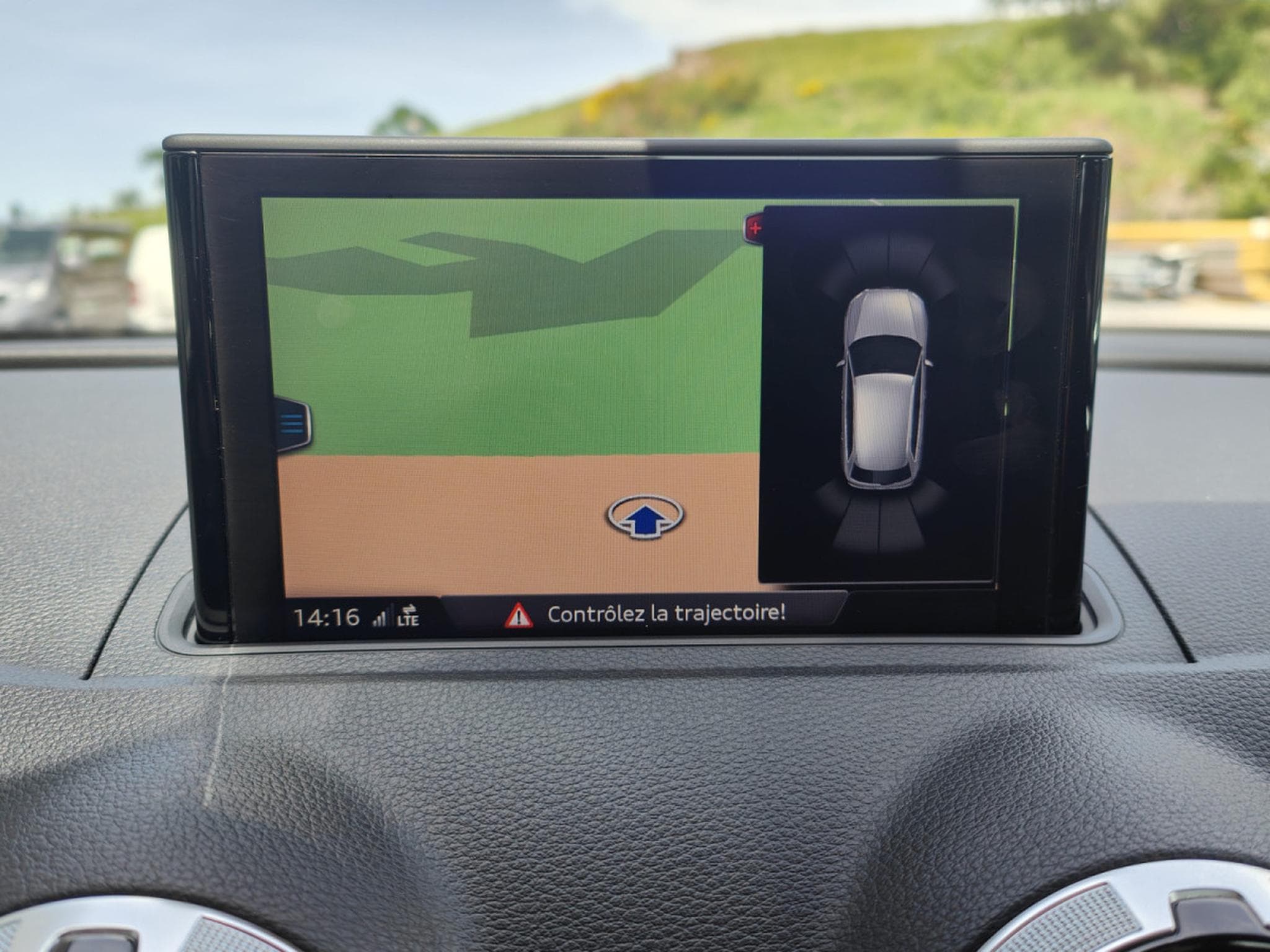Audi A3 30 TDI AMBITION GPS CARPLAY CLIM AUTO APS AV/AR (2019) - Photo 25