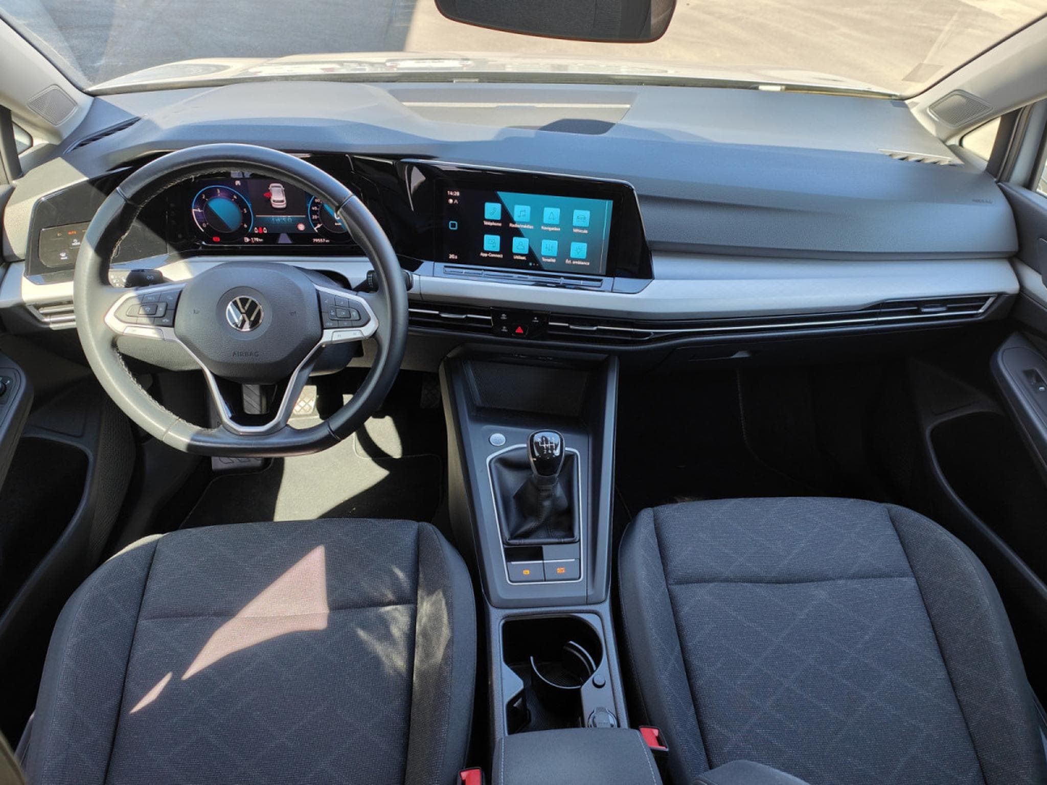 VW Golf 2.0 TDI CARPLAY GPS LED APS AV/ARR CRUISE ADAPTATIF (2021) - Photo 11