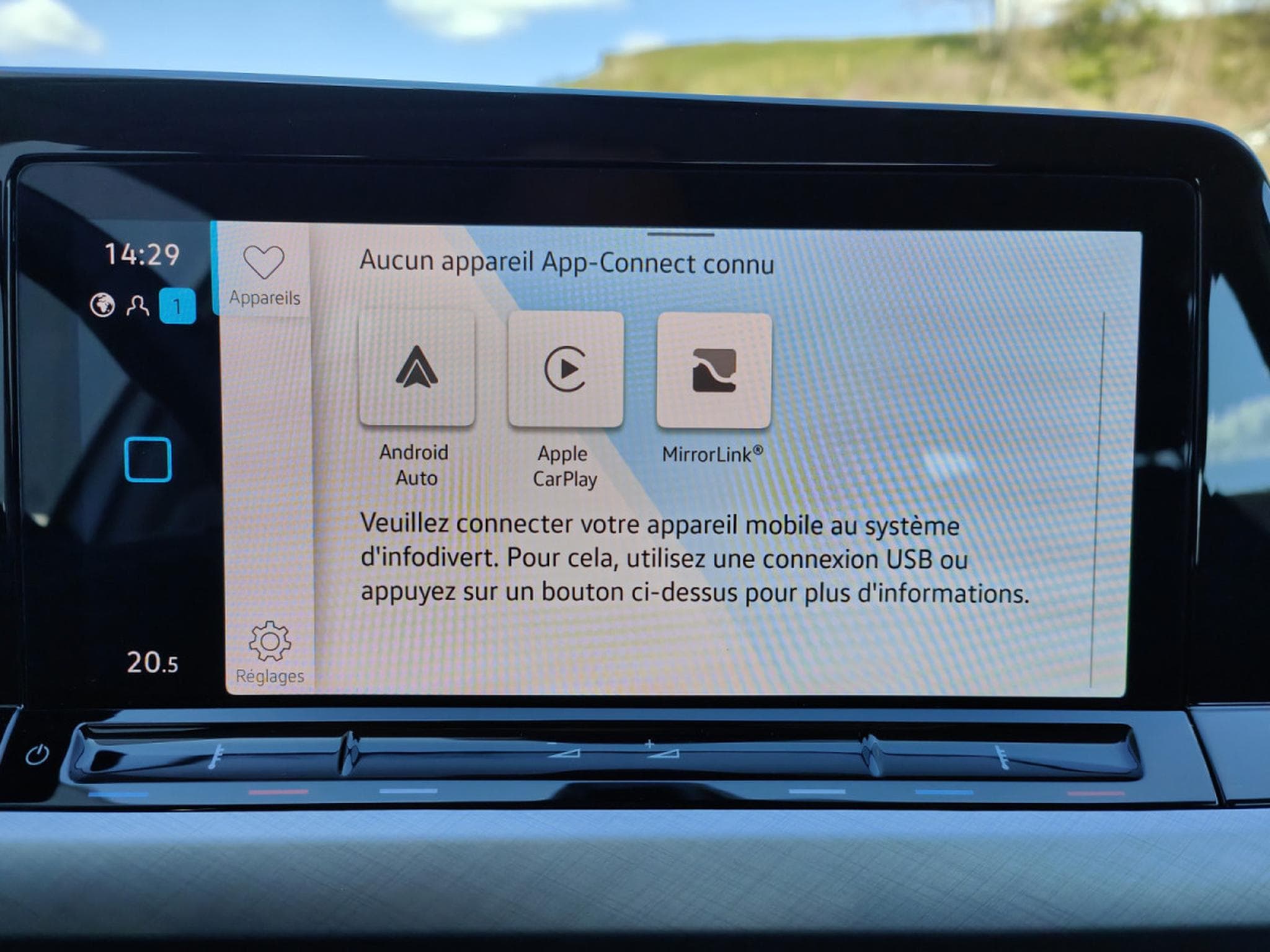 VW Golf 2.0 TDI CARPLAY GPS LED APS AV/ARR CRUISE ADAPTATIF (2021) - Photo 16