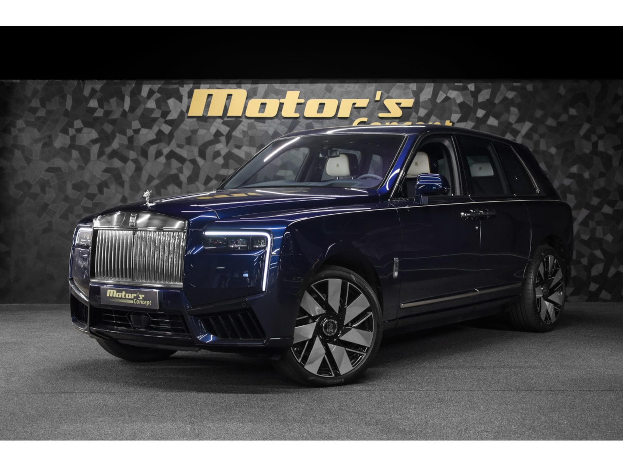 Rolls-Royce Cullinan 6.75 V12 - Midnight Sapphire (2026) - Photo 1