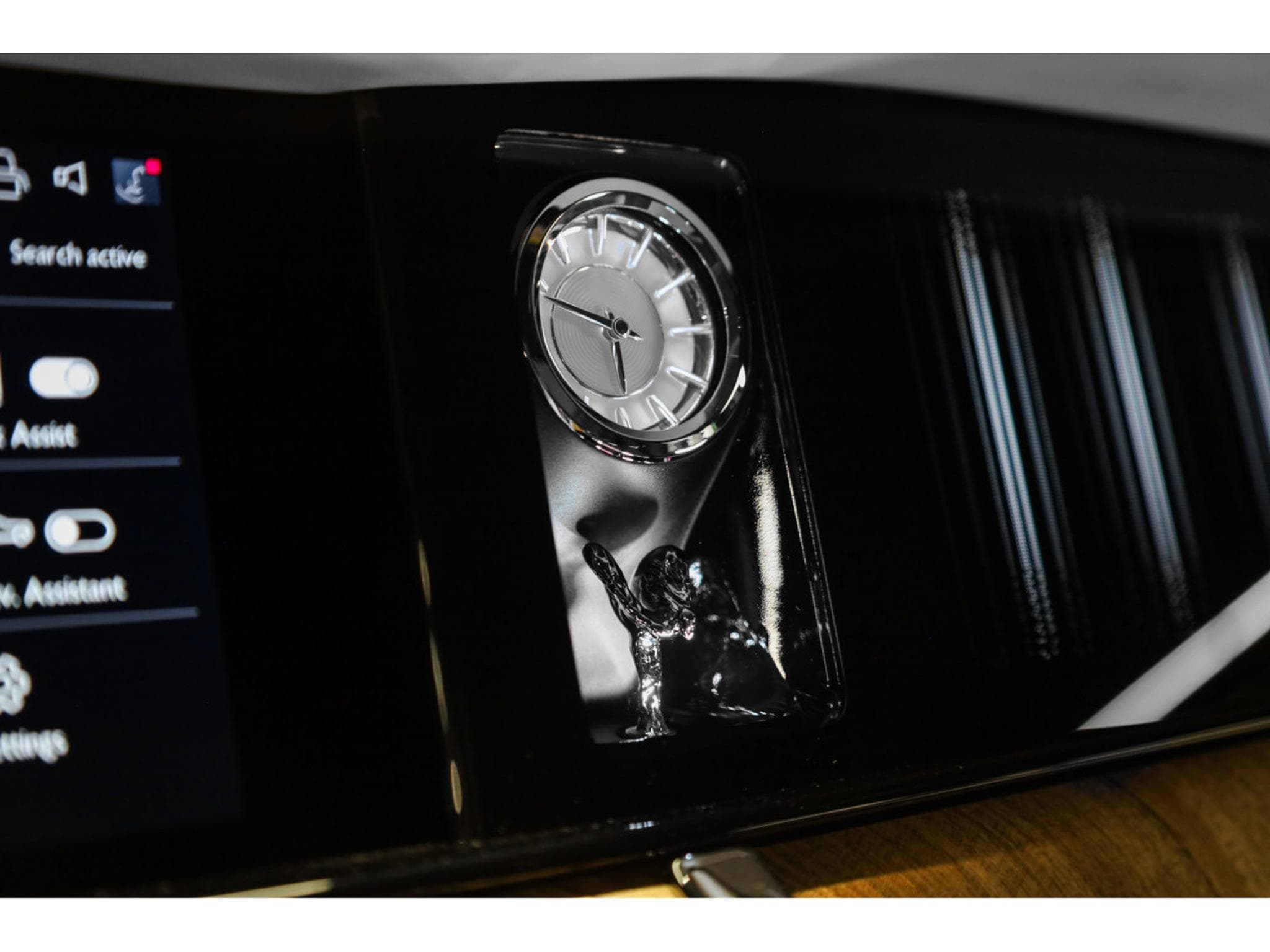Rolls-Royce Cullinan 6.75 V12 - Midnight Sapphire (2026) - Photo 16