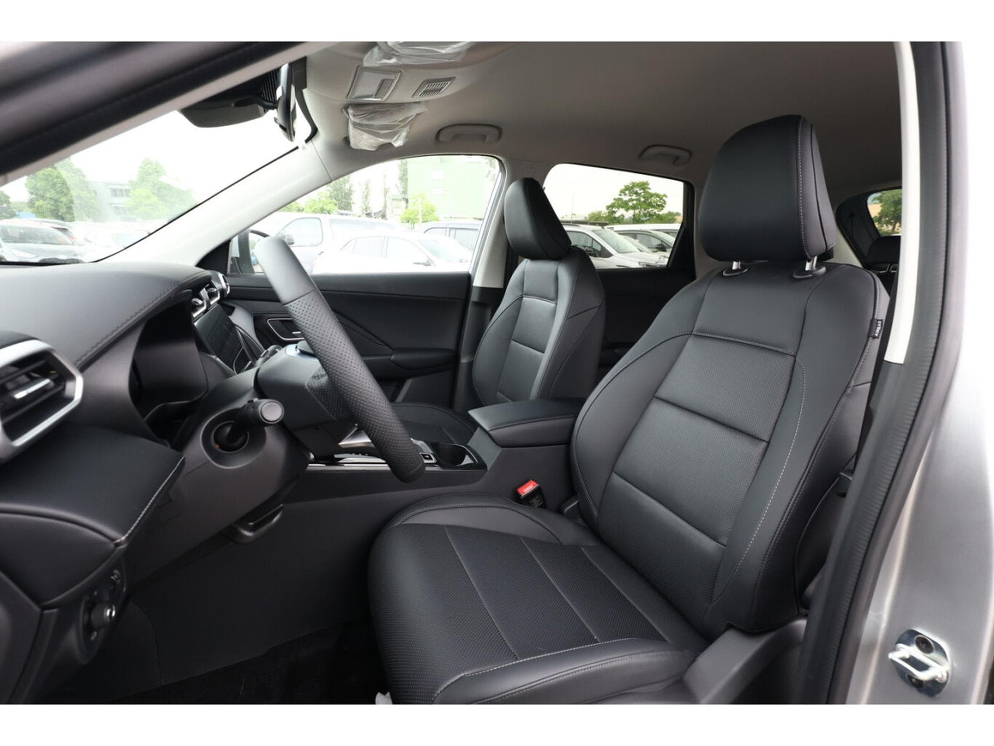 MG ZS 1.5 PHEV 197 Auto  Luxury (2026) - Photo 6