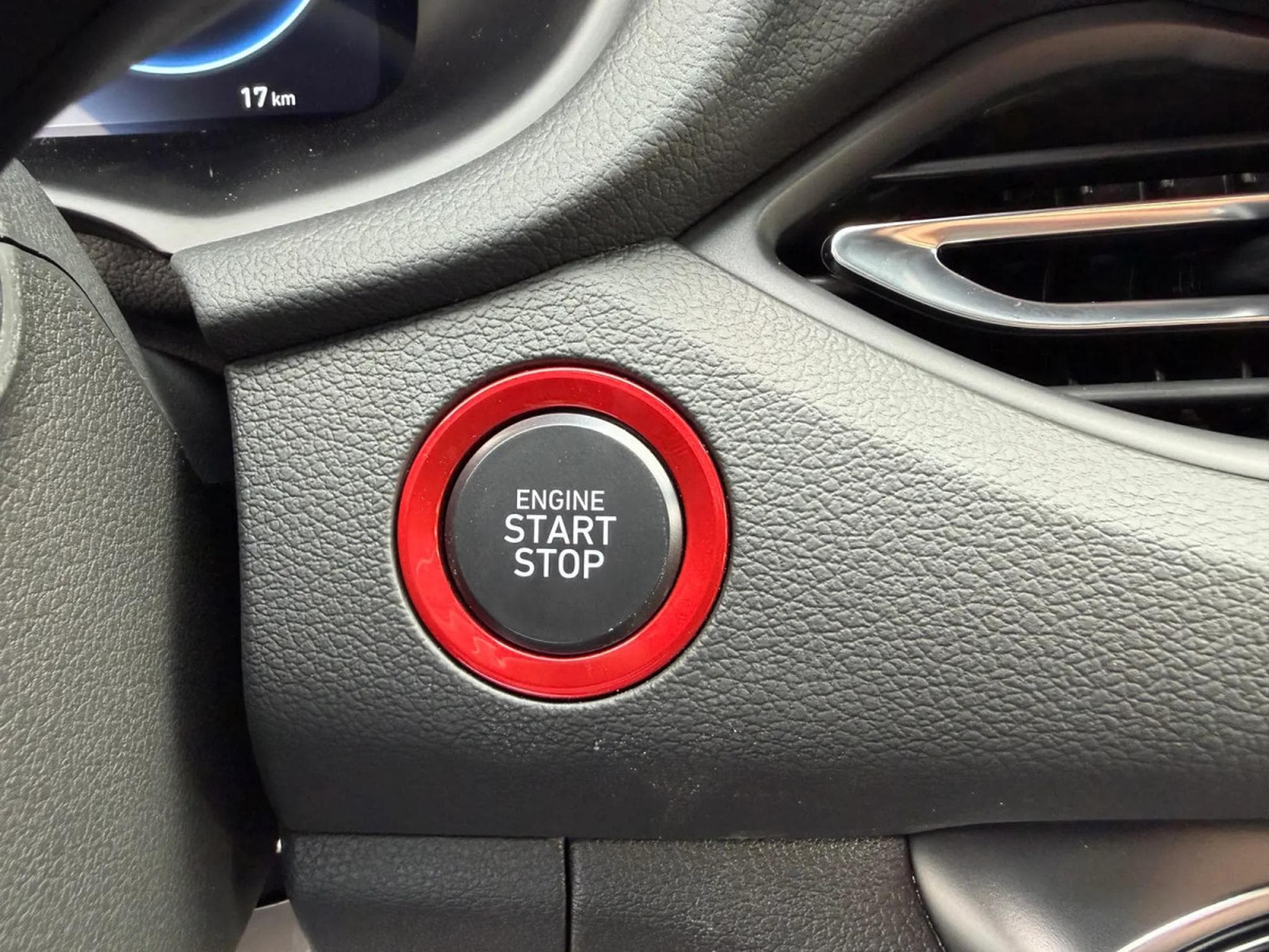 Hyundai i30 1.5 T-GDI 150 DCT N-Line (2026) - Photo 13