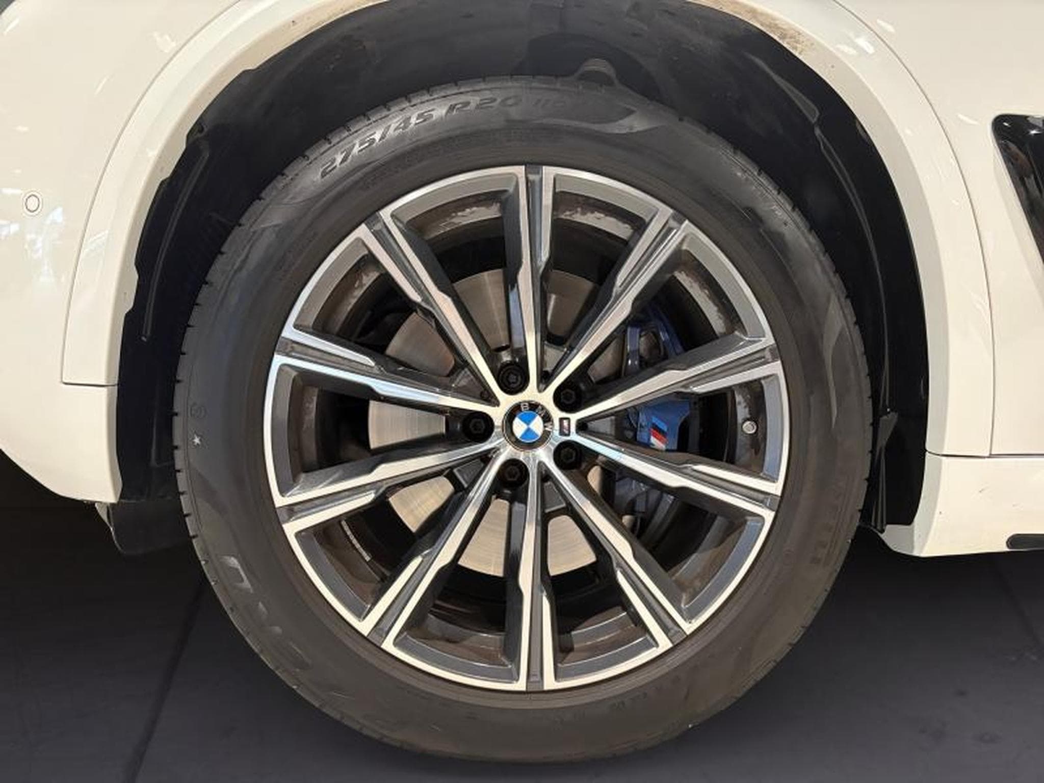 BMW X5 X5 xDrive30d M Sport (2024) - Photo 4