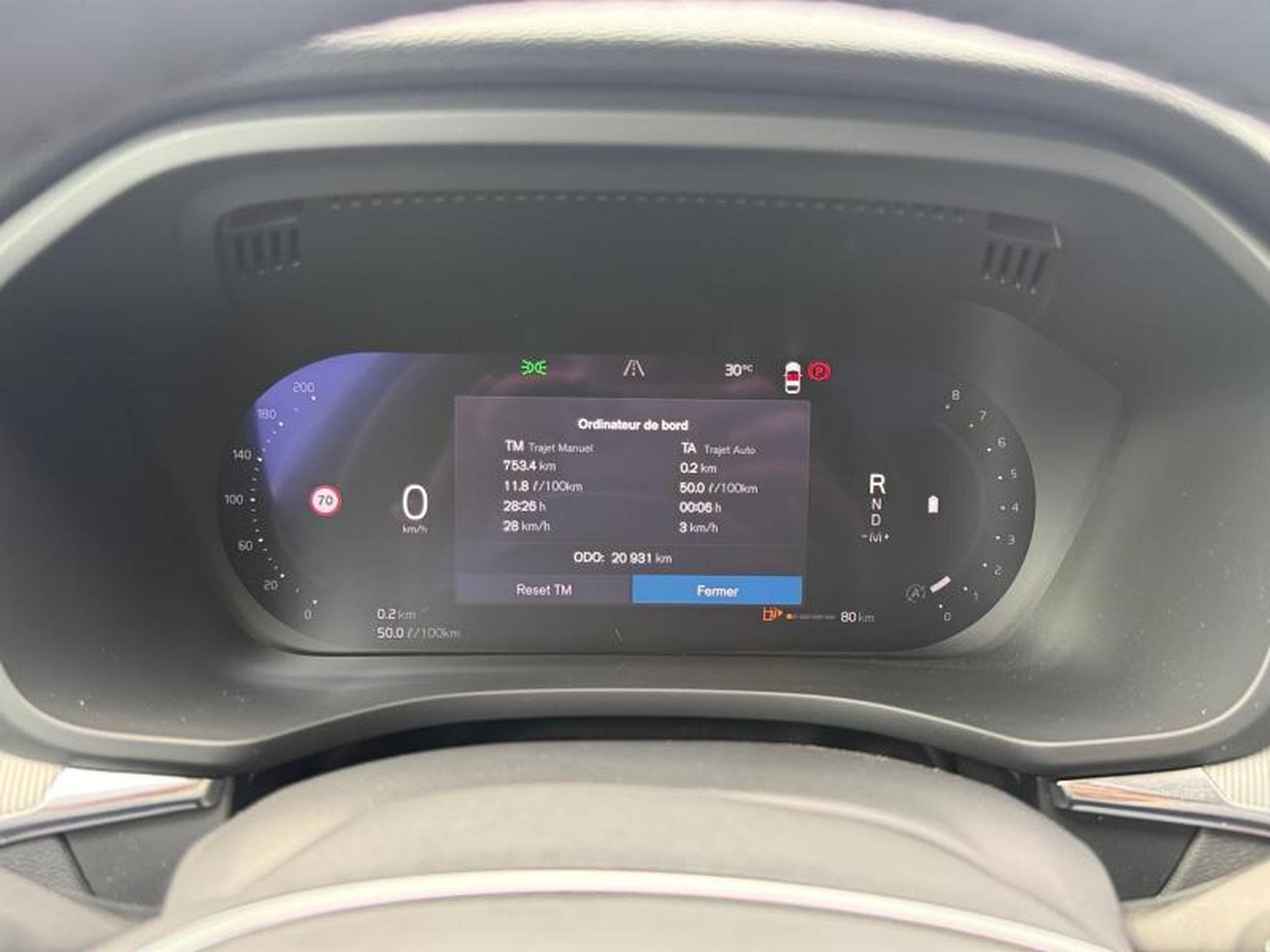 Volvo XC60 B4 Plus Dark / Essence (2024) - Photo 18