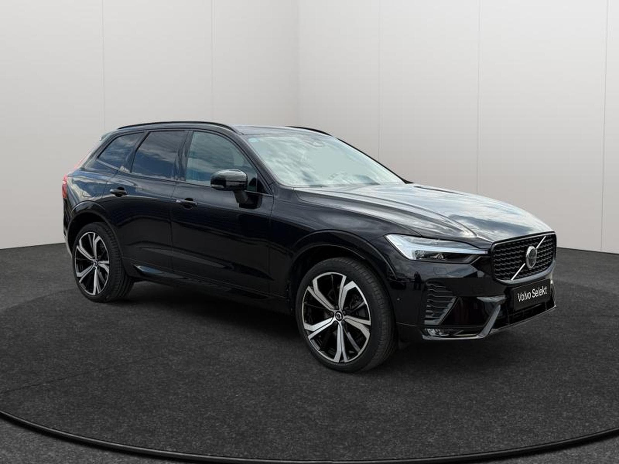 Volvo XC60 B4 Plus Dark / Essence (2024) - Photo 7