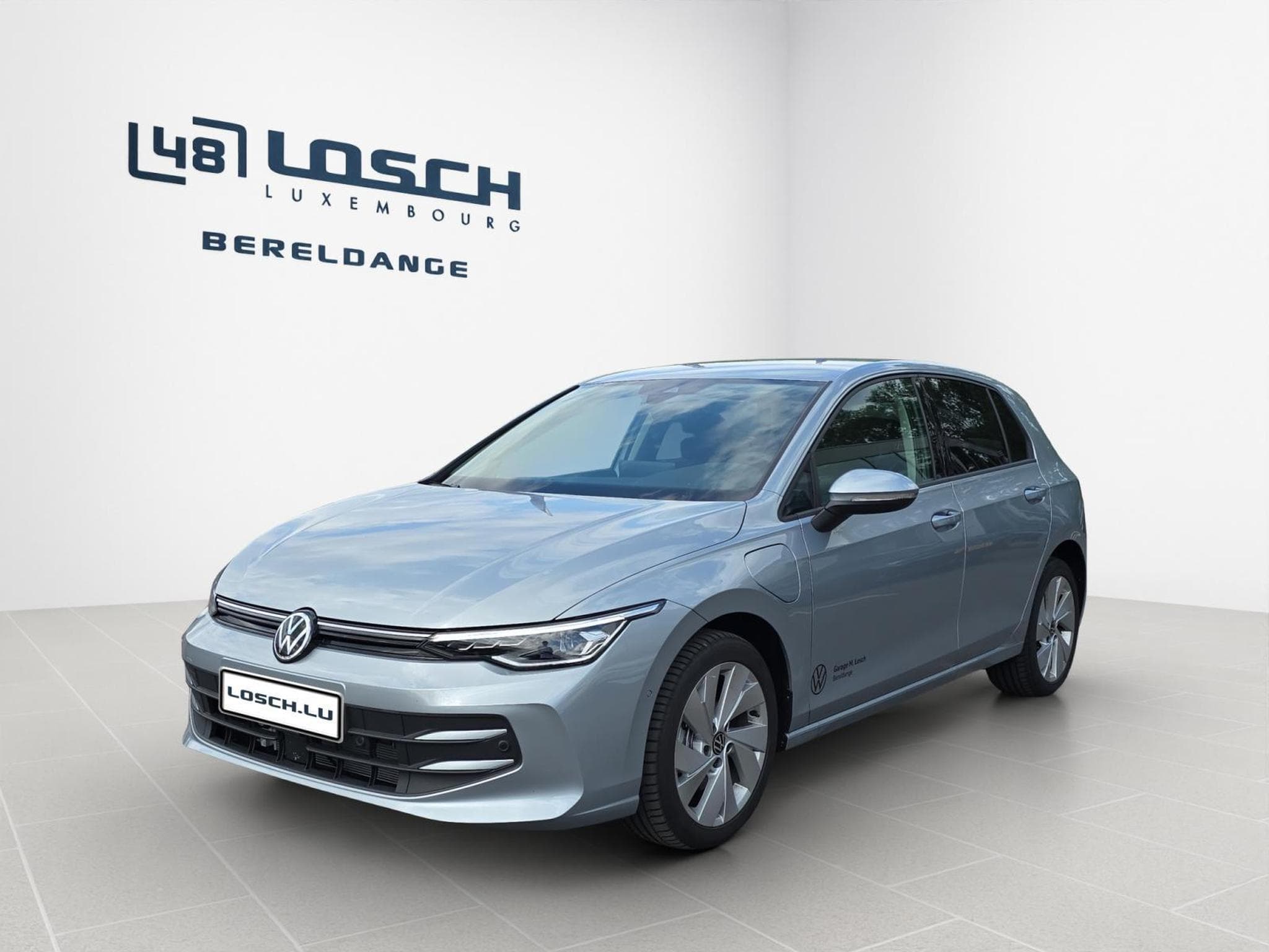 VW Golf Life (2026) - Photo 1