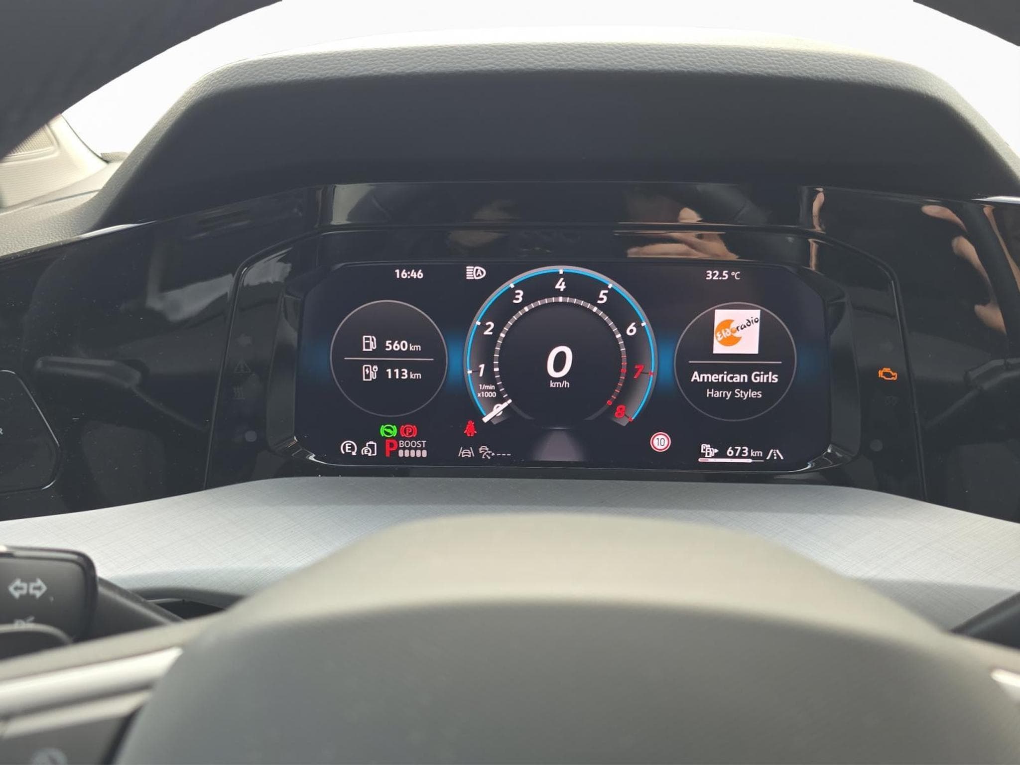 VW Golf Life (2026) - Photo 11