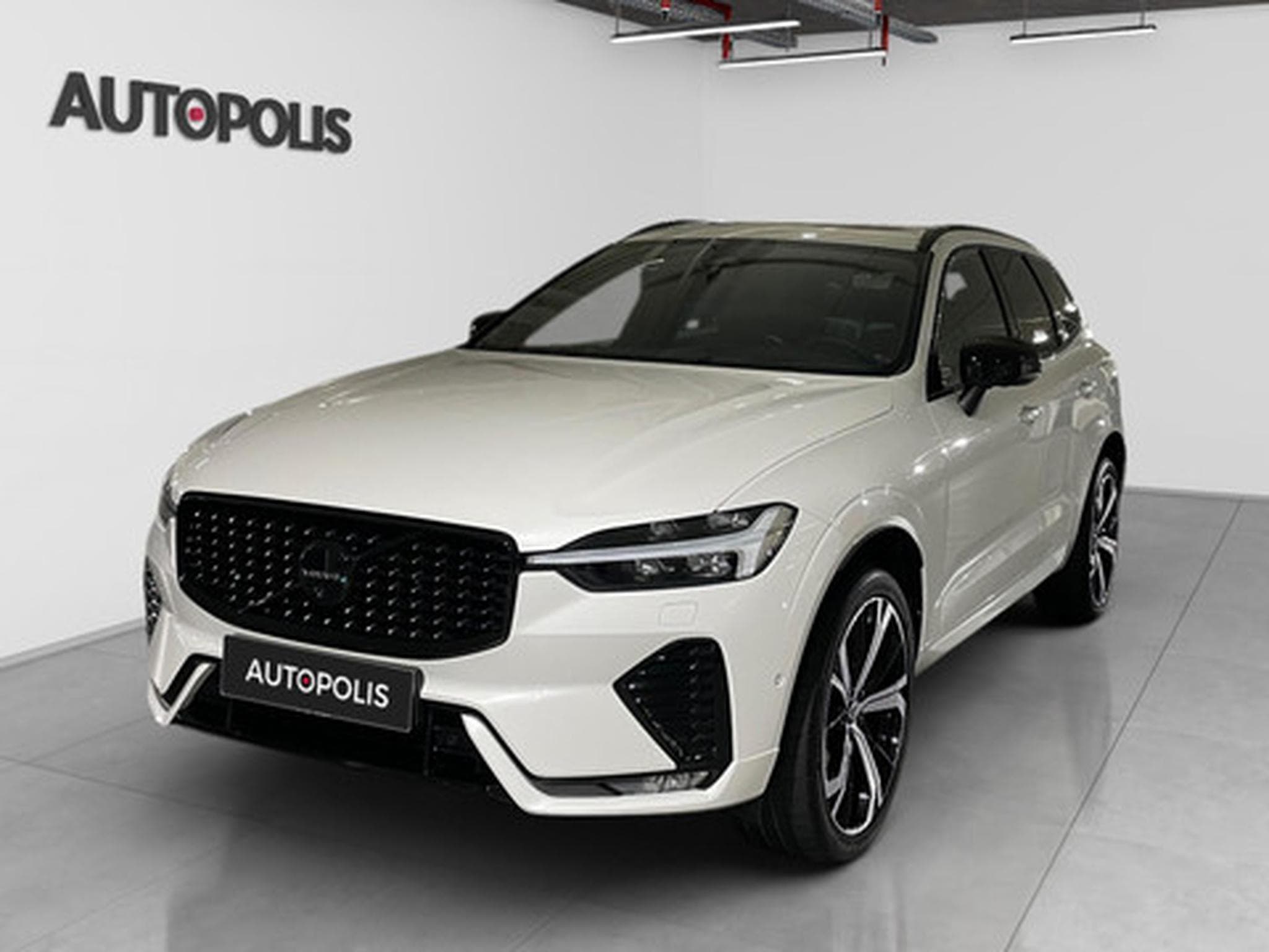 Volvo XC60 2.0 B4 D 4x4 Ultimate Dark Aut. (2023) - Photo 19
