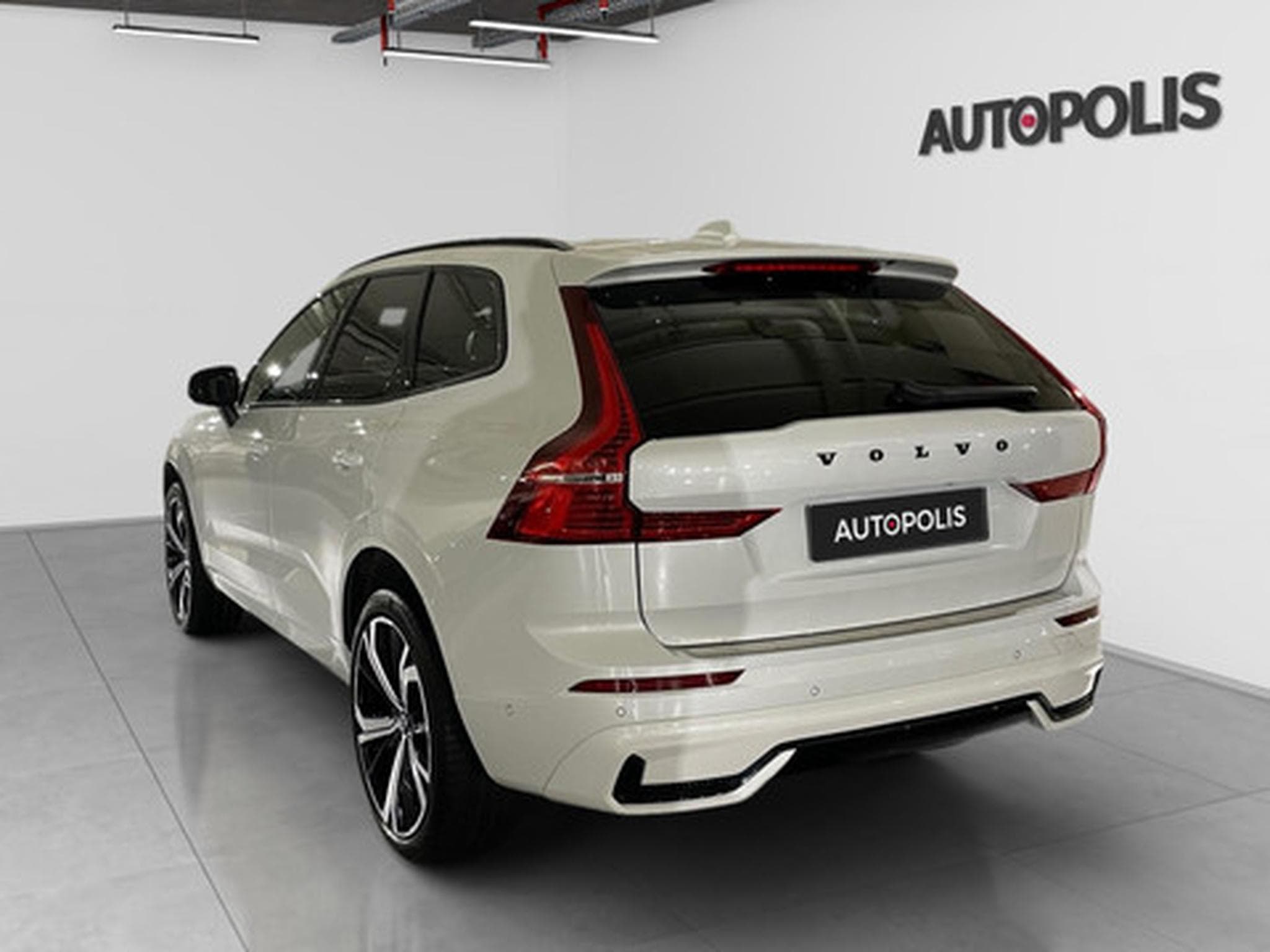 Volvo XC60 2.0 B4 D 4x4 Ultimate Dark Aut. (2023) - Photo 20