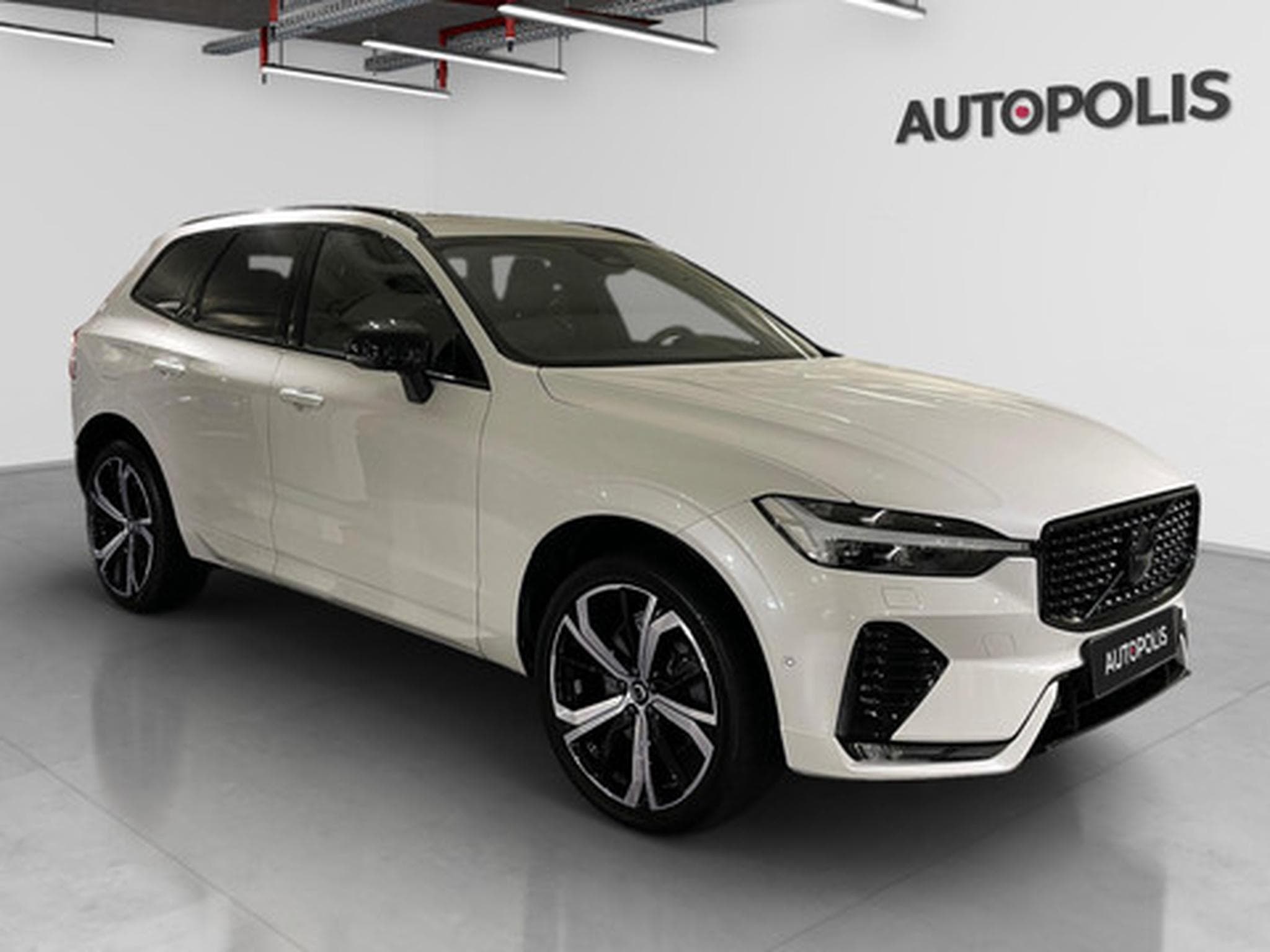 Volvo XC60 2.0 B4 D 4x4 Ultimate Dark Aut. (2023) - Photo 21