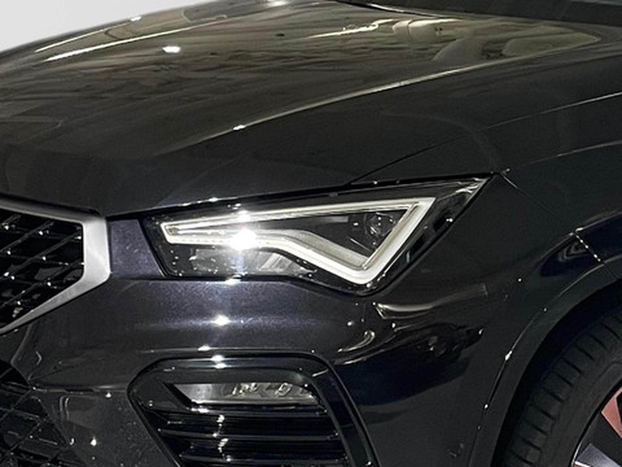 Cupra Ateca 2.0 TSI VZ 221kW DSG 4WD (2023) - Photo 21