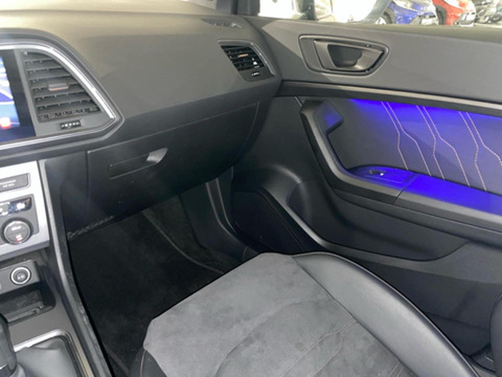 Cupra Ateca 2.0 TSI VZ 221kW DSG 4WD (2023) - Photo 9
