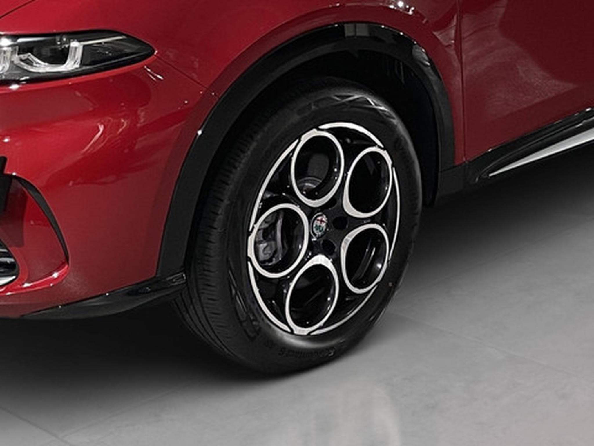 Alfa-Romeo Tonale 1.3T PHEV (2023) - Photo 20