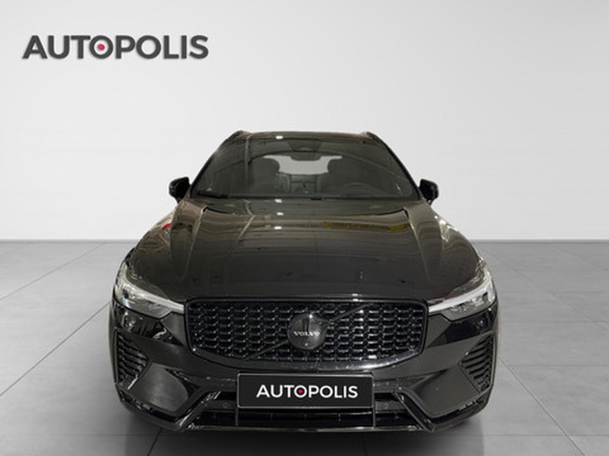 Volvo XC60 B5 4x4 Core Aut. (2025) - Photo 16
