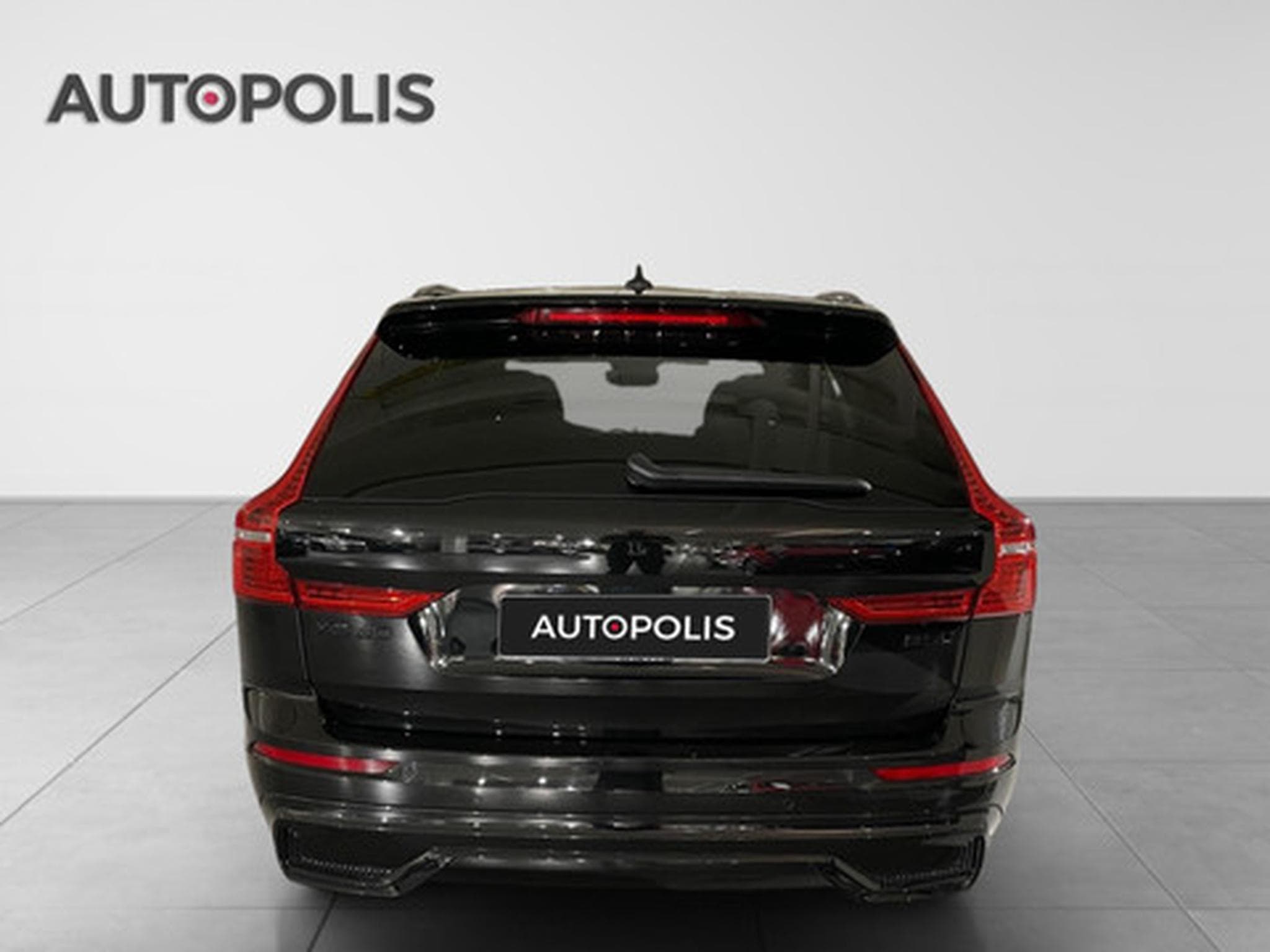 Volvo XC60 B5 4x4 Core Aut. (2025) - Photo 17