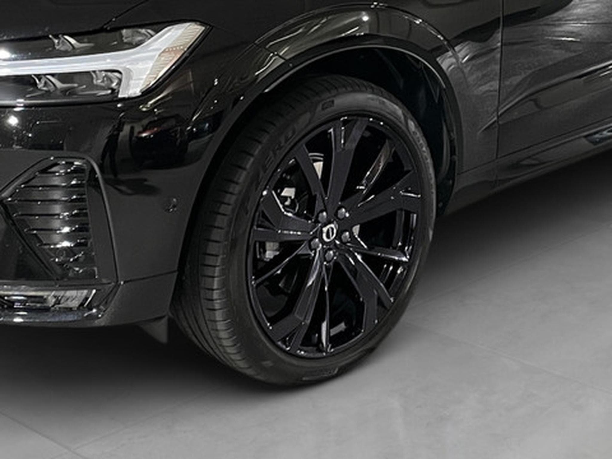 Volvo XC60 B5 4x4 Core Aut. (2025) - Photo 22