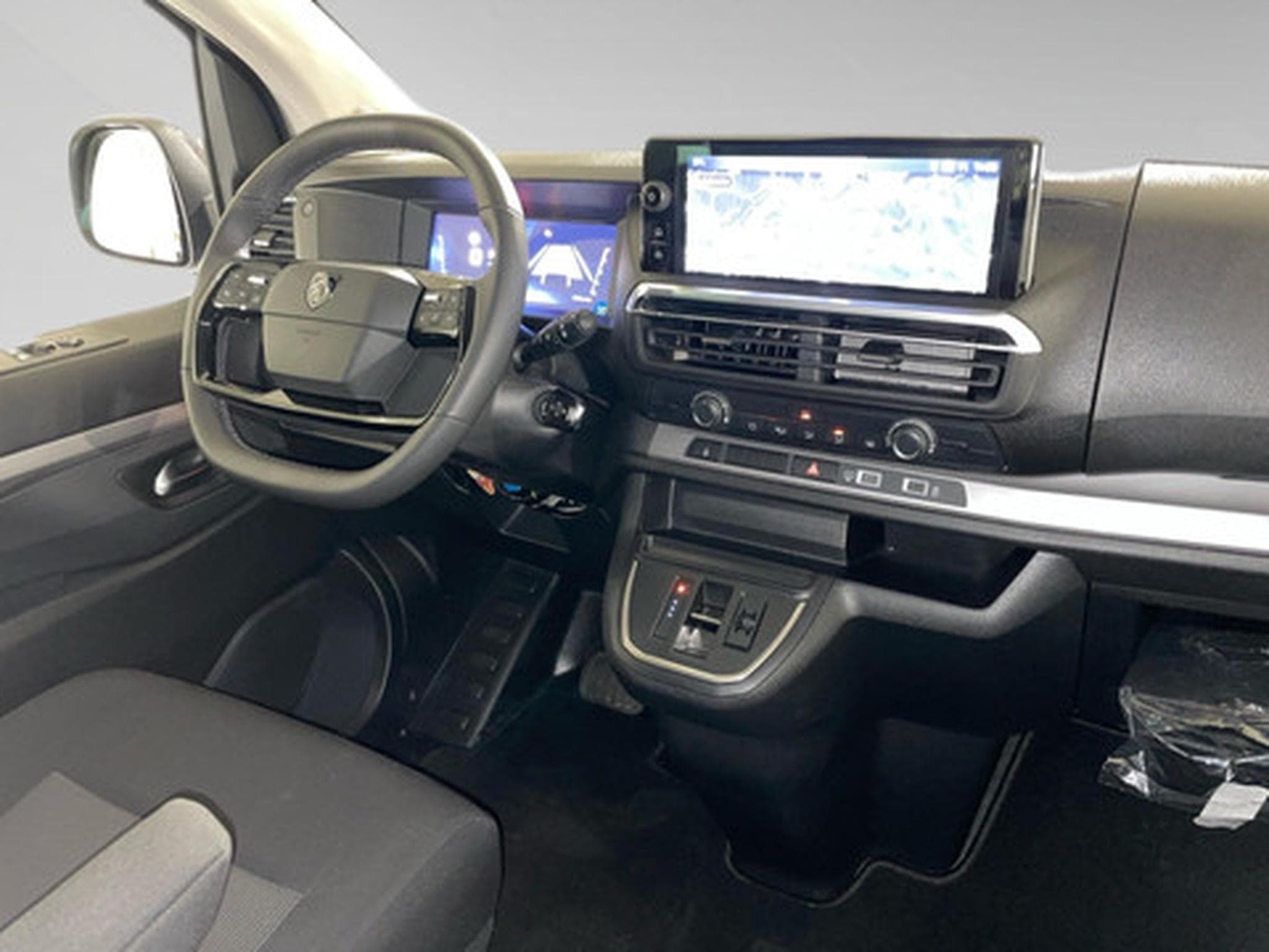Peugeot Traveller 2.0 BlueHDi 130kW EAT8 (2025) - Photo 7