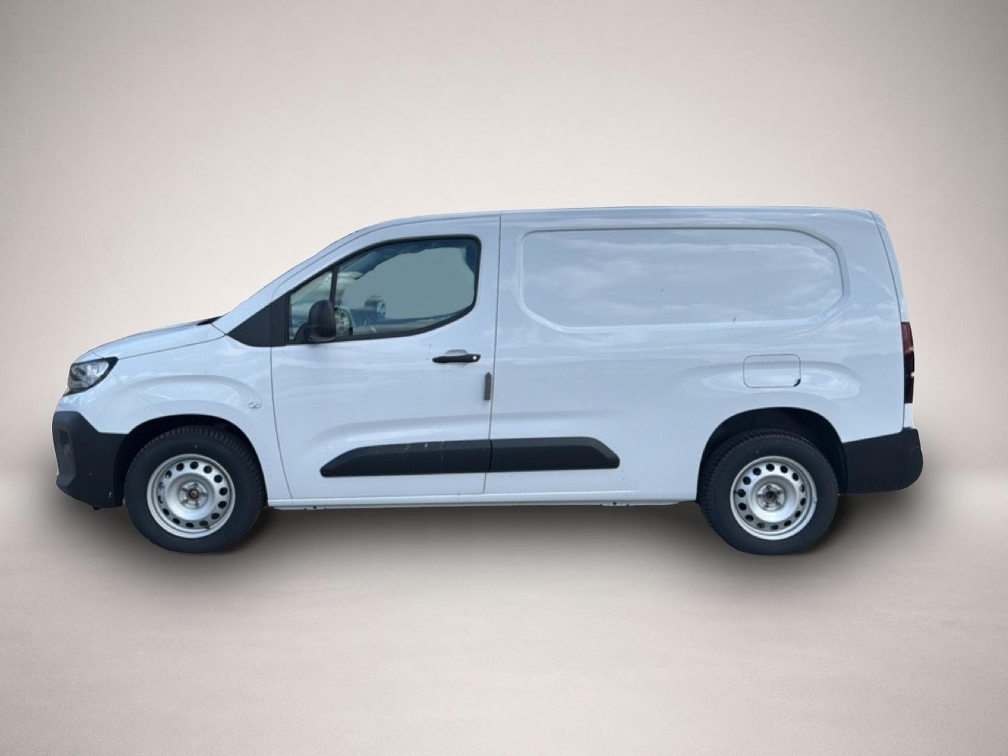 Opel Monterey (2026) - Photo 3